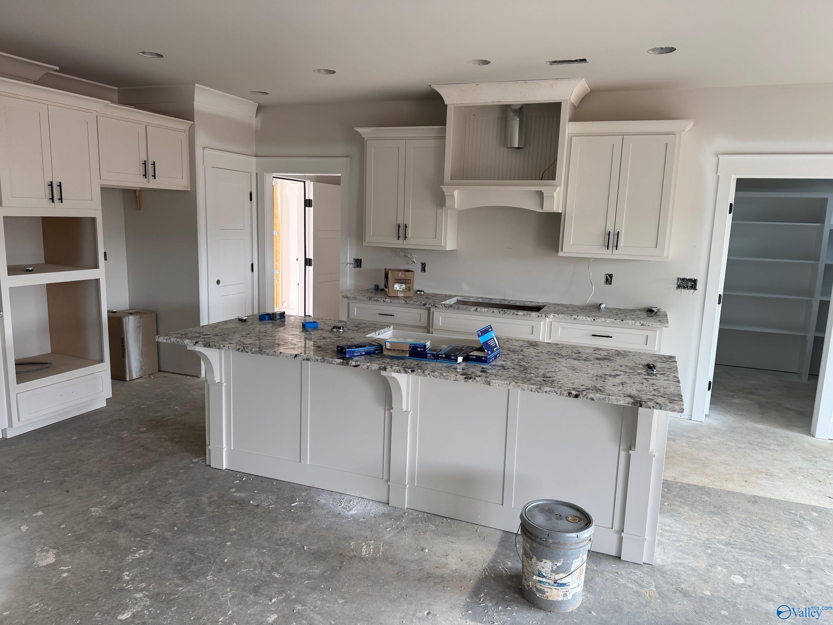 234 Oakland View Drive, Brownsboro, Alabama image 3