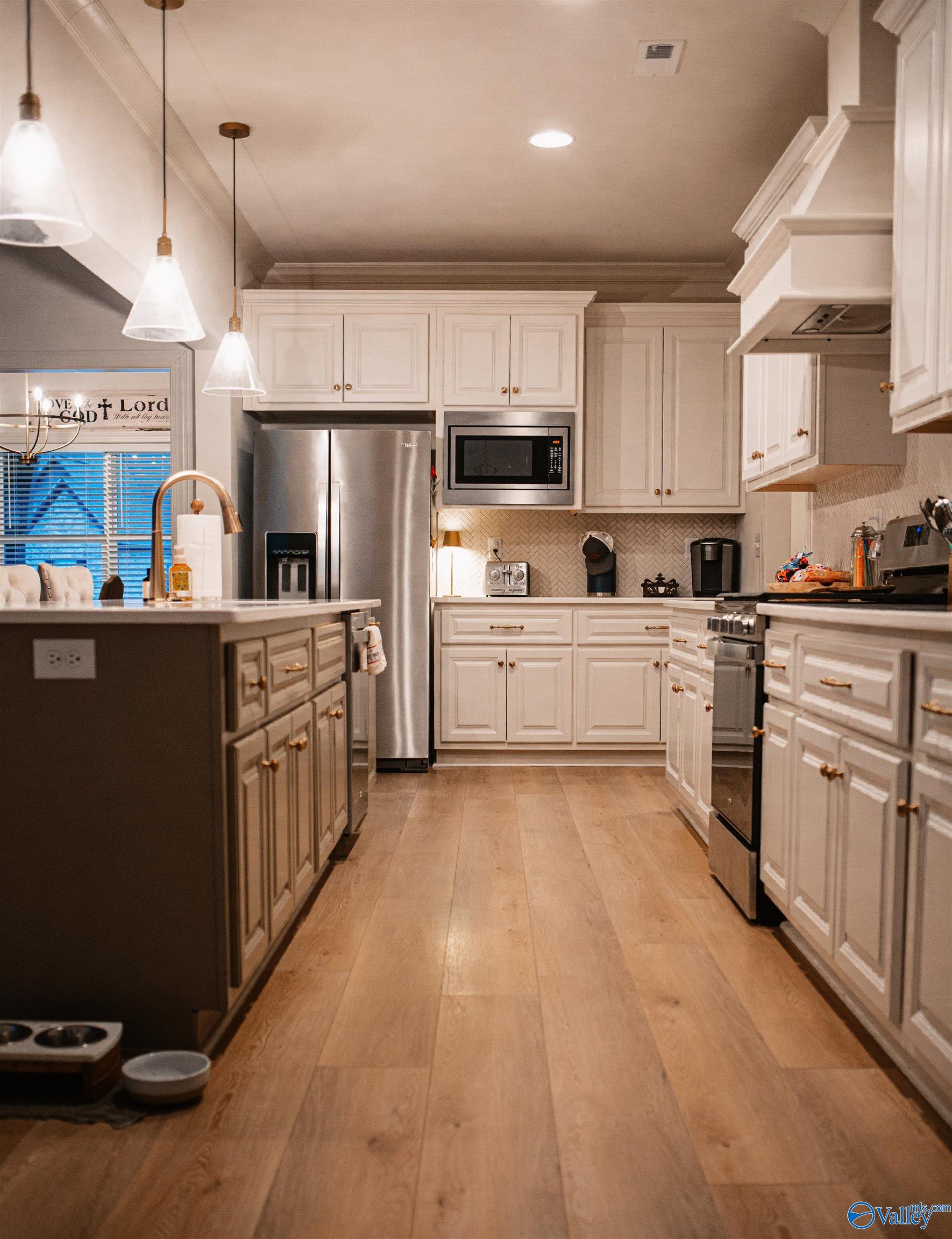 2931 Cherokee Ridge Drive, Union Grove, Alabama image 9