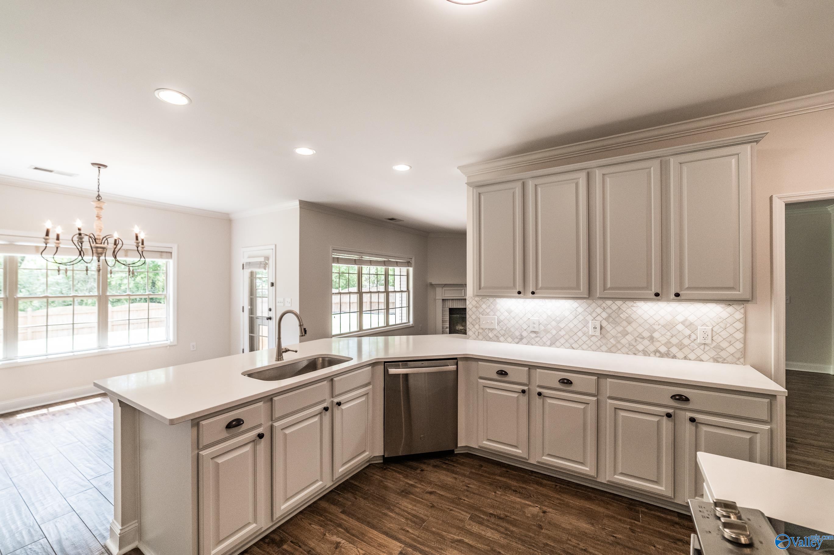8544 Rolling Oaks Drive, Owens Cross Roads, Alabama image 15