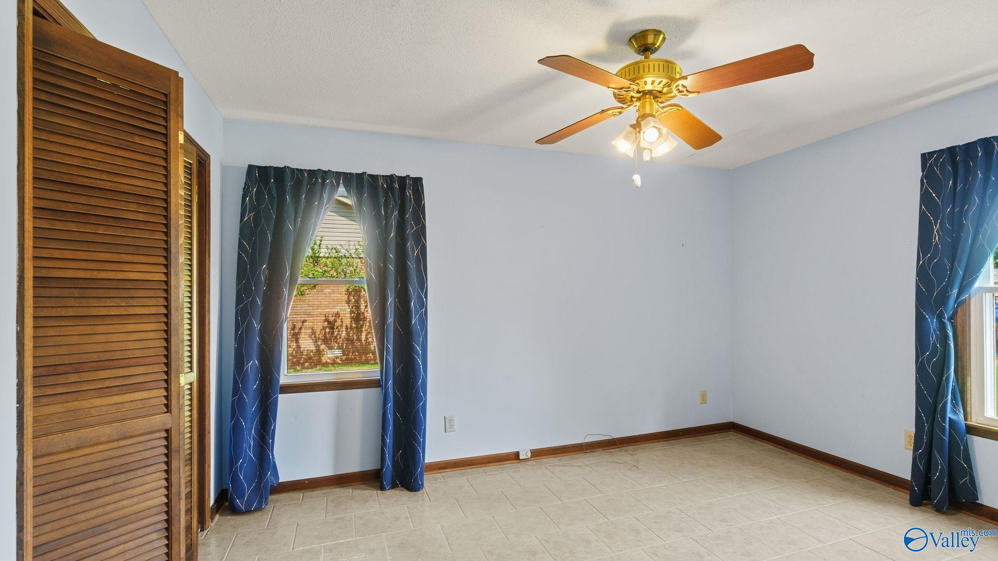 2302 Auburn Drive, Decatur, Alabama image 13
