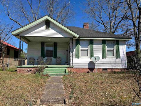Homes For Sale - 428 Hoke Street<br/> Etowah County, Gadsden, AL 35903