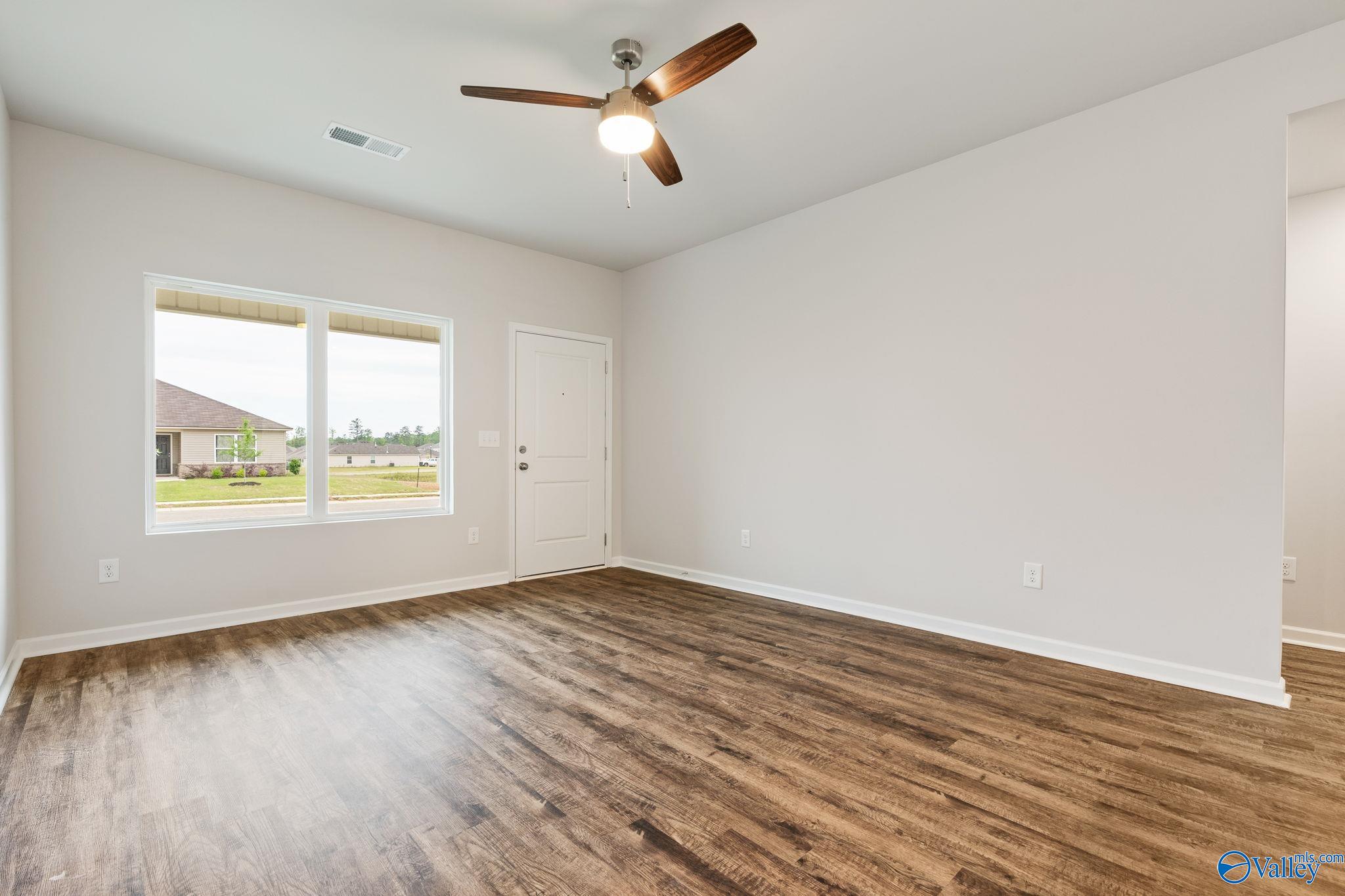 Coleman Olde Savannah Way, New Market, Alabama image 4
