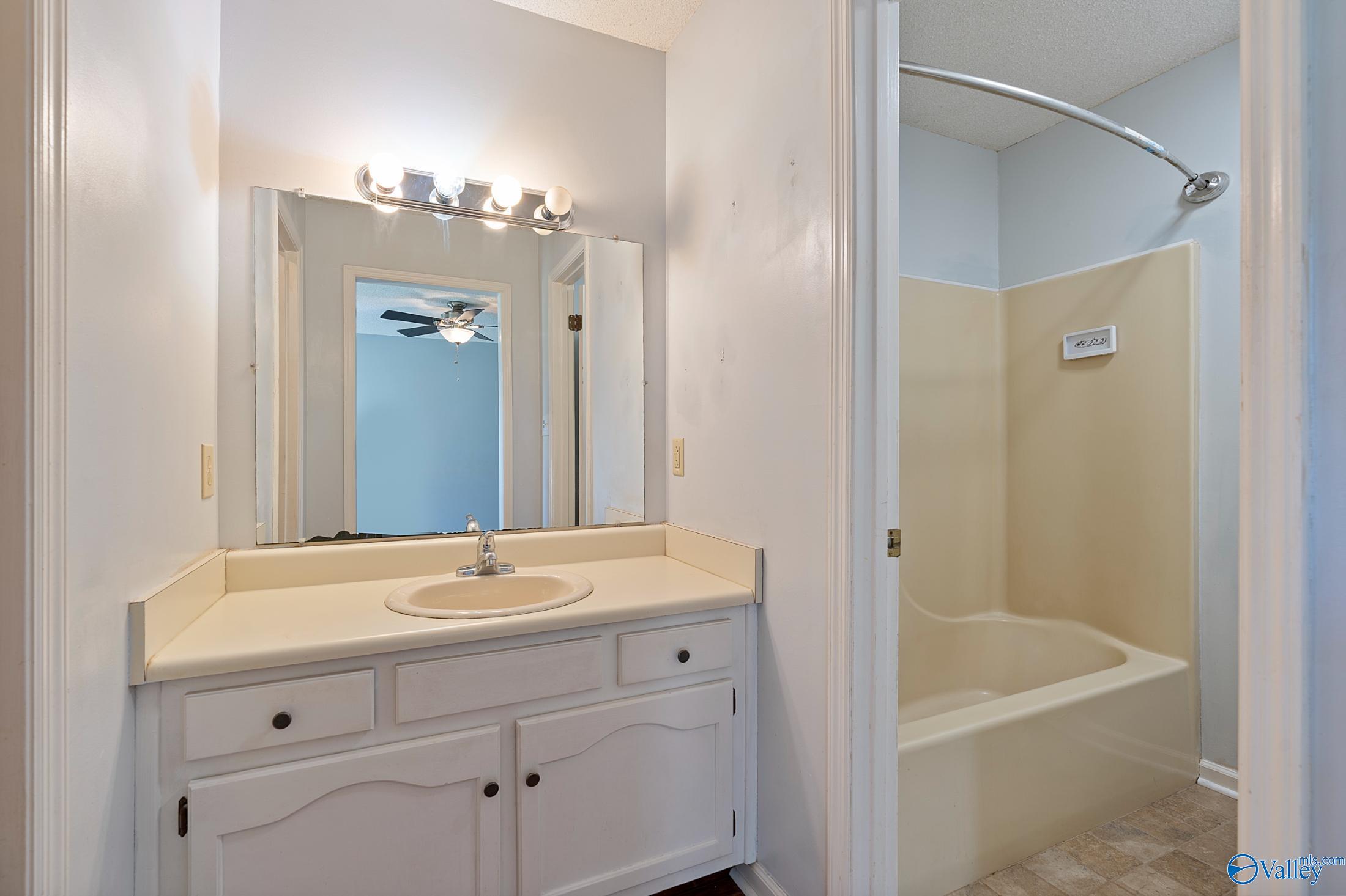 584 Charity Lane, Hazel Green, Alabama image 11