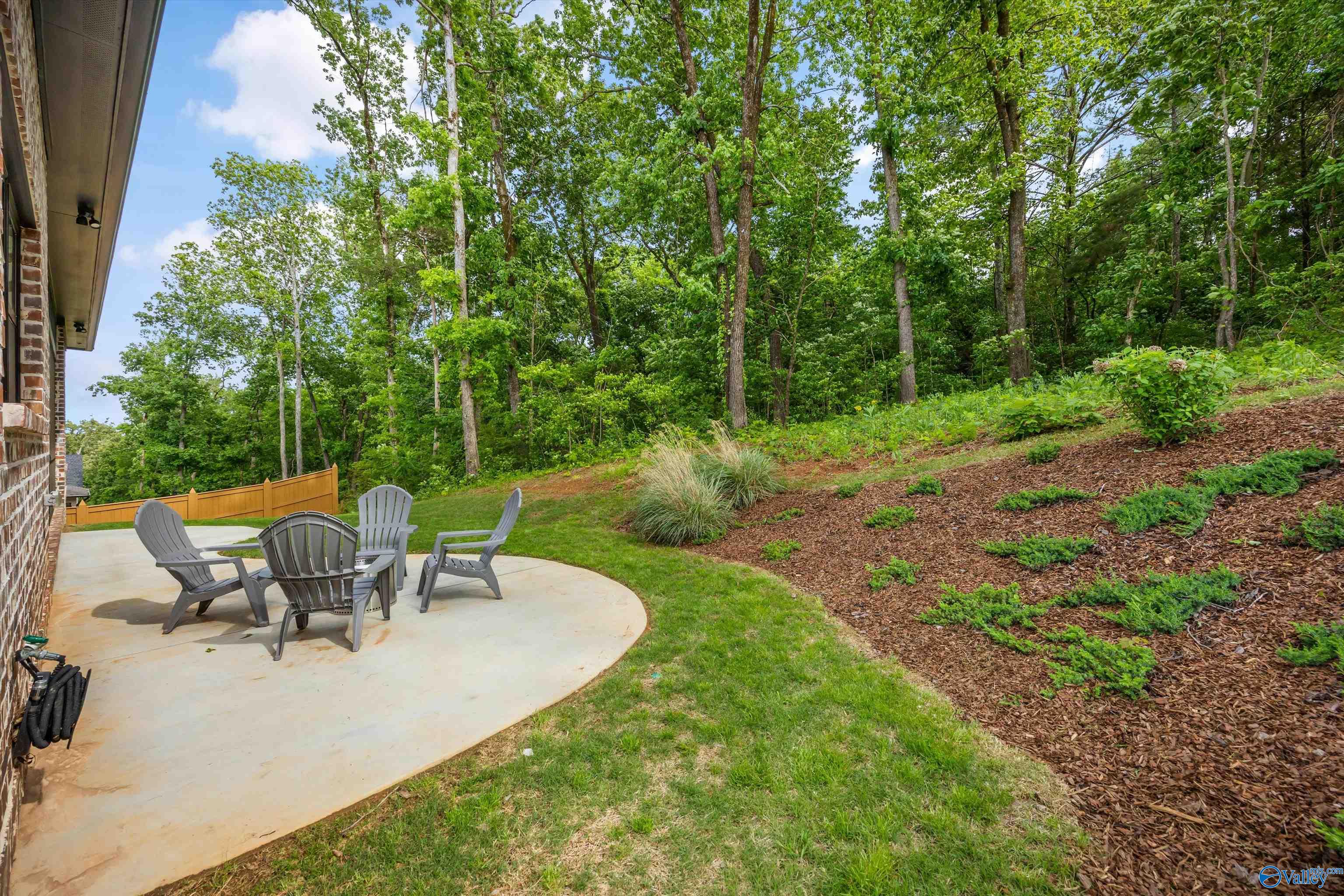 Madison, Alabama, 35758, United States, 4 Bedrooms Bedrooms, ,4 BathroomsBathrooms,Residential,Active,2043132