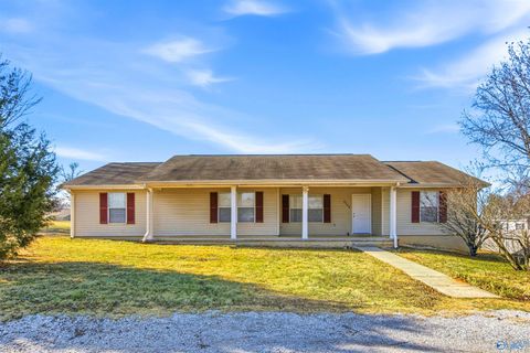 8246 Wall Triana Hwy Harvest AL 35749