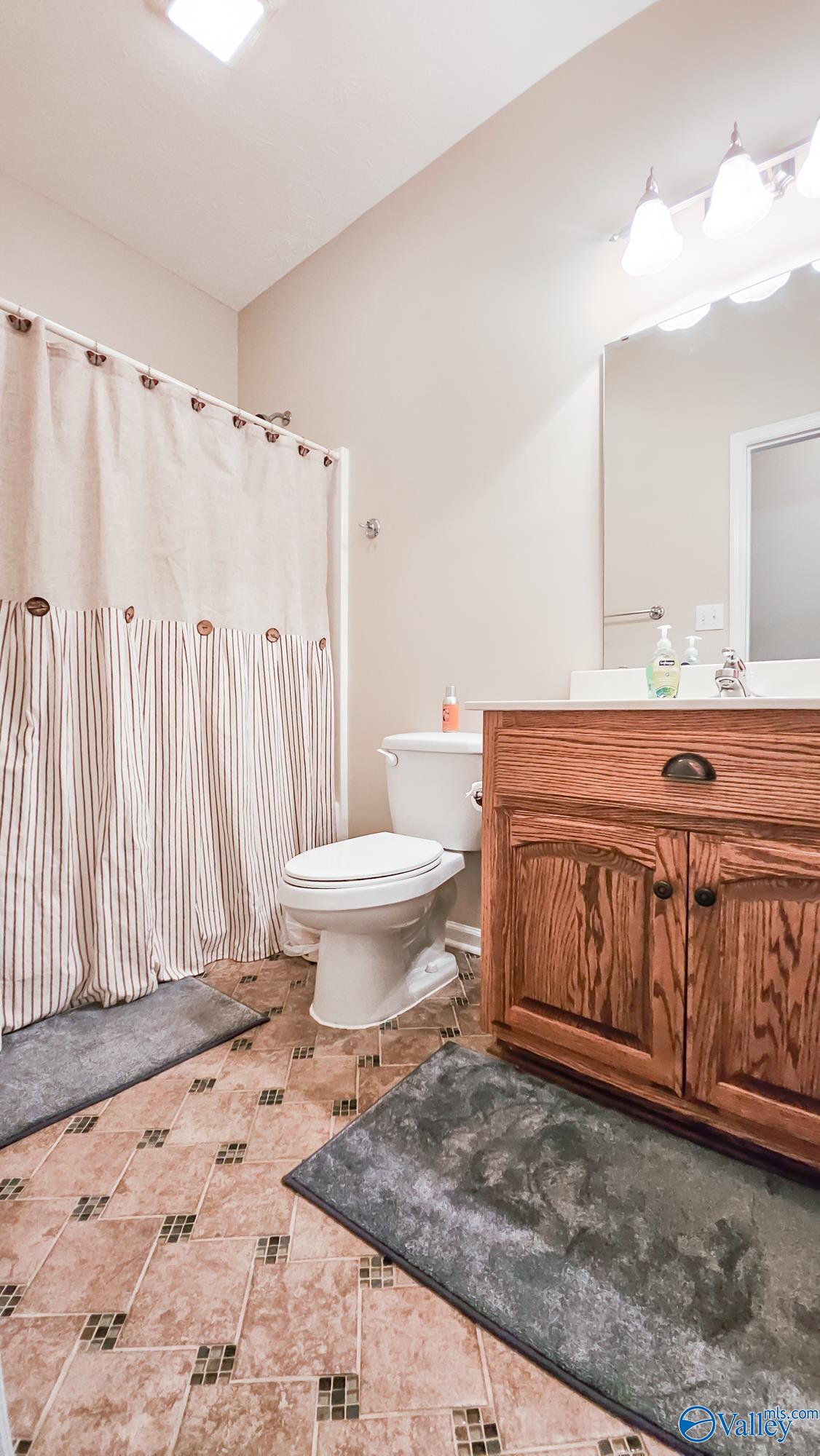 104 Wyndham Circle, Athens, Alabama image 15