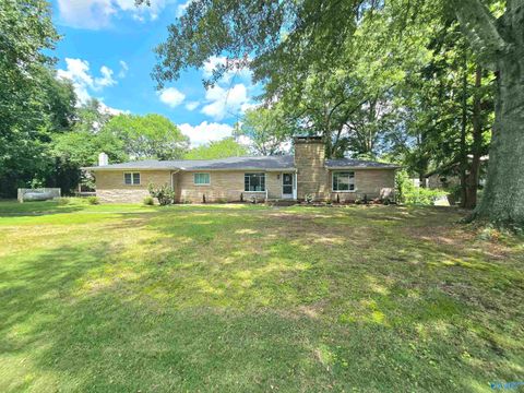 Homes For Sale - 614 6th Street<br/> Arab, AL 35016