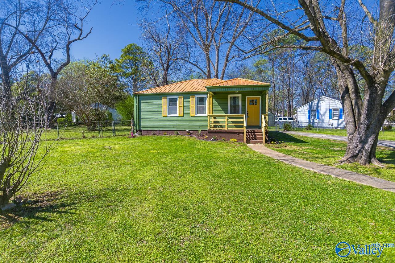 1001 Parklane Street