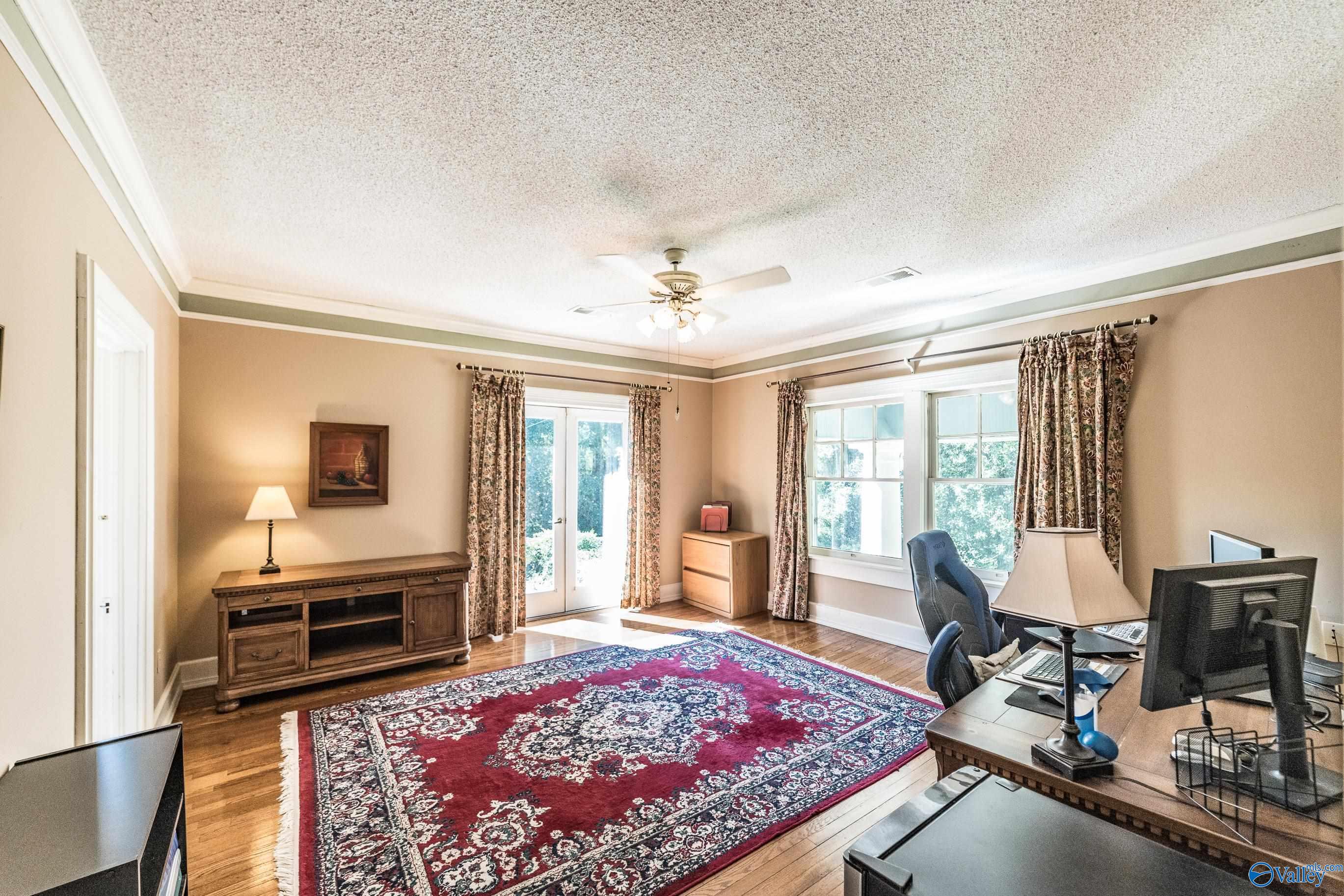 Scottsboro, Alabama 35768, United States, 4 Bedrooms Bedrooms, ,3 BathroomsBathrooms,Residential,Active,220483