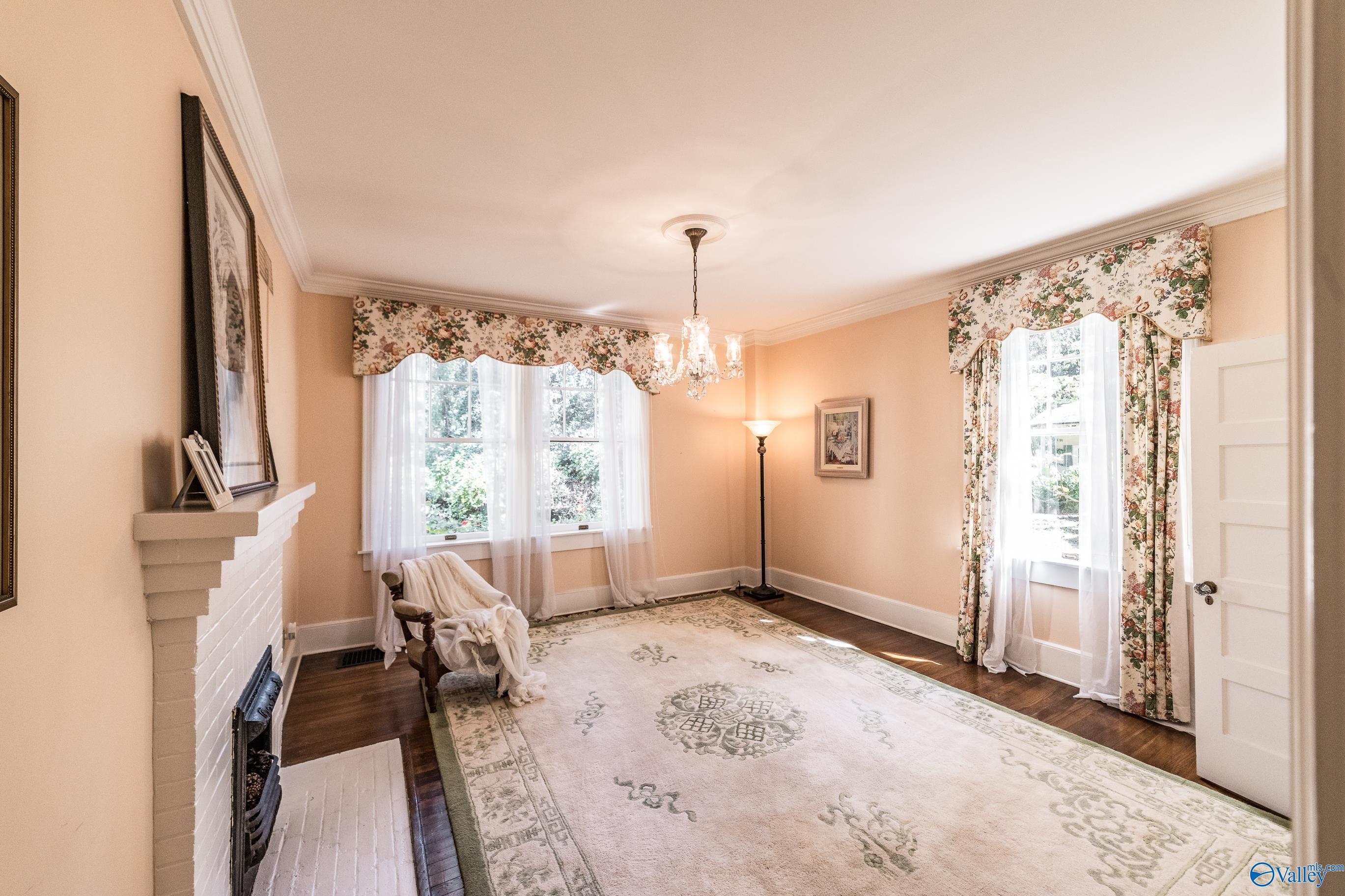 Scottsboro, Alabama 35768, United States, 4 Bedrooms Bedrooms, ,3 BathroomsBathrooms,Residential,Active,220483