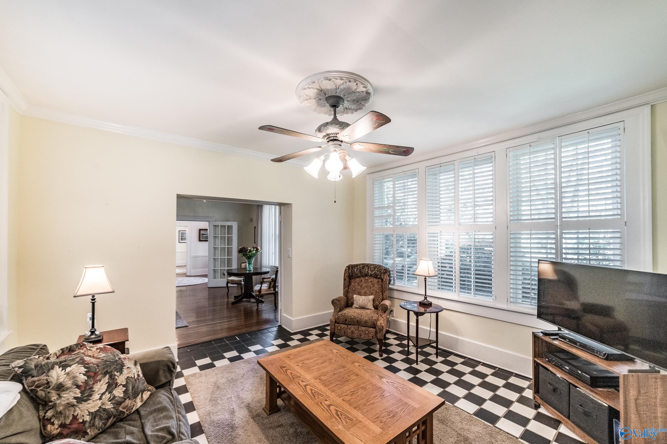 Scottsboro, Alabama 35768, United States, 4 Bedrooms Bedrooms, ,3 BathroomsBathrooms,Residential,Active,220483