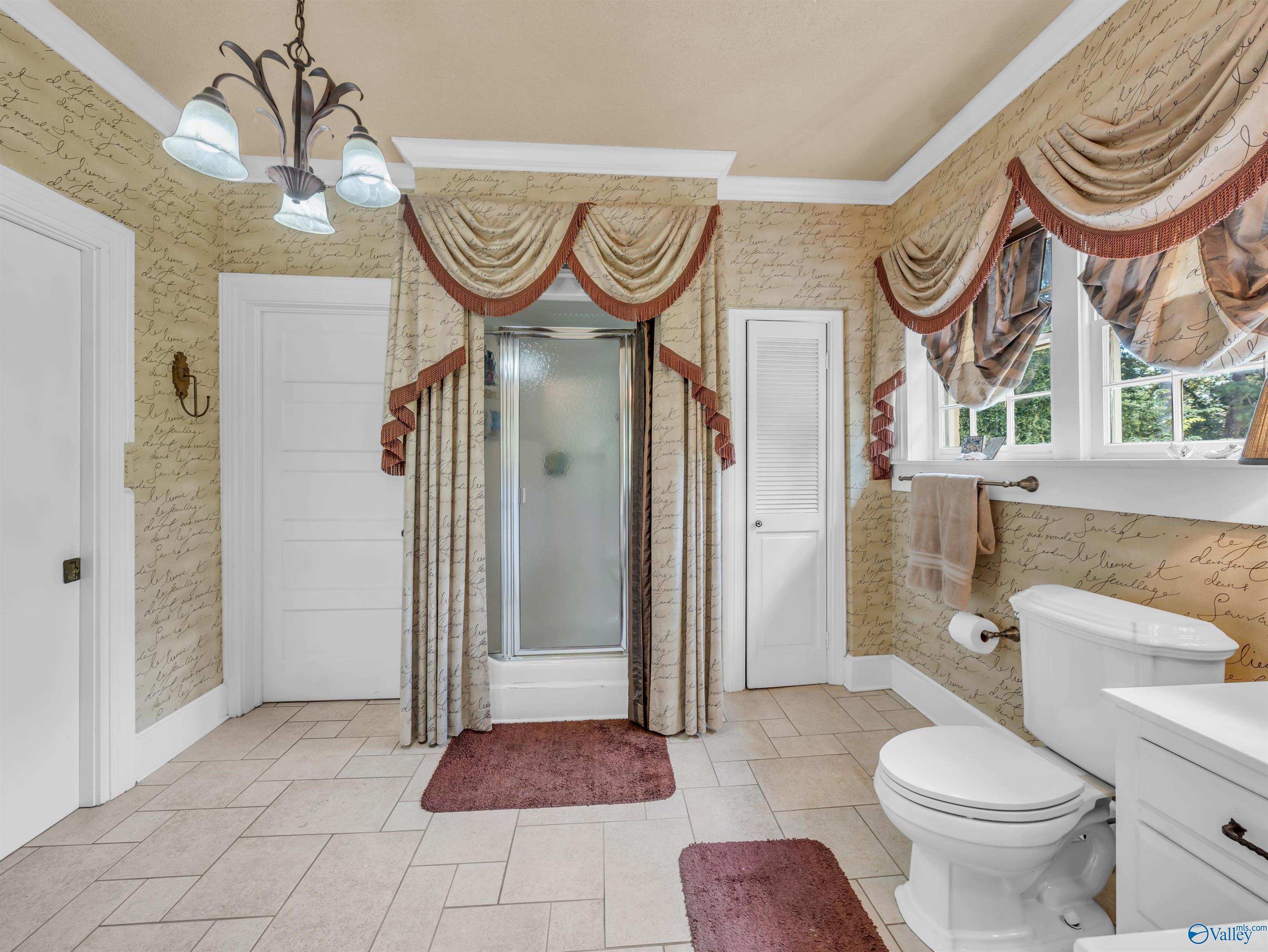 Scottsboro, Alabama 35768, United States, 4 Bedrooms Bedrooms, ,3 BathroomsBathrooms,Residential,Active,220483