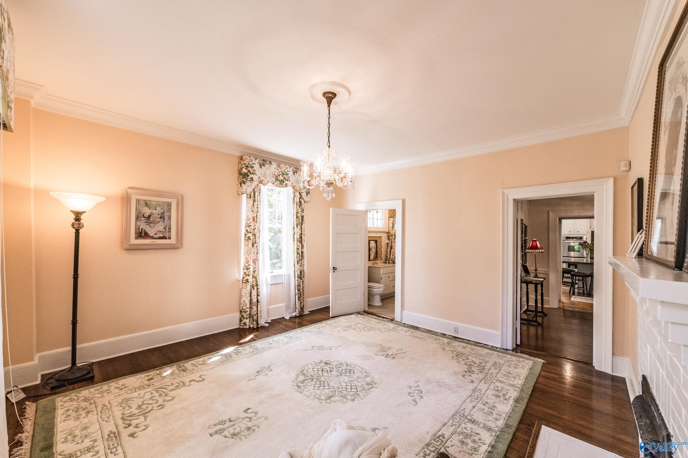 Scottsboro, Alabama 35768, United States, 4 Bedrooms Bedrooms, ,3 BathroomsBathrooms,Residential,Active,220483