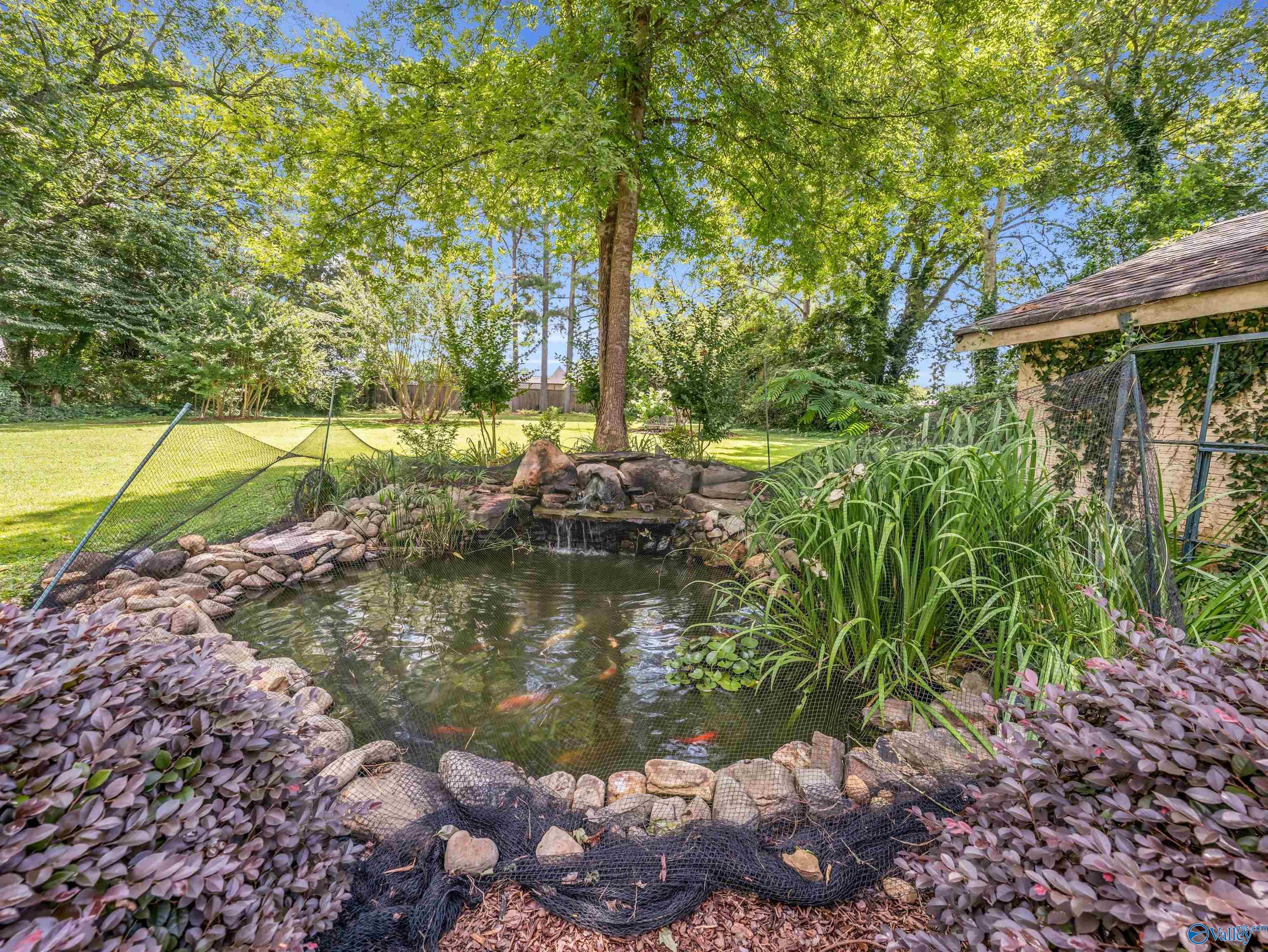 Scottsboro, Alabama 35768, United States, 4 Bedrooms Bedrooms, ,3 BathroomsBathrooms,Residential,Active,220483