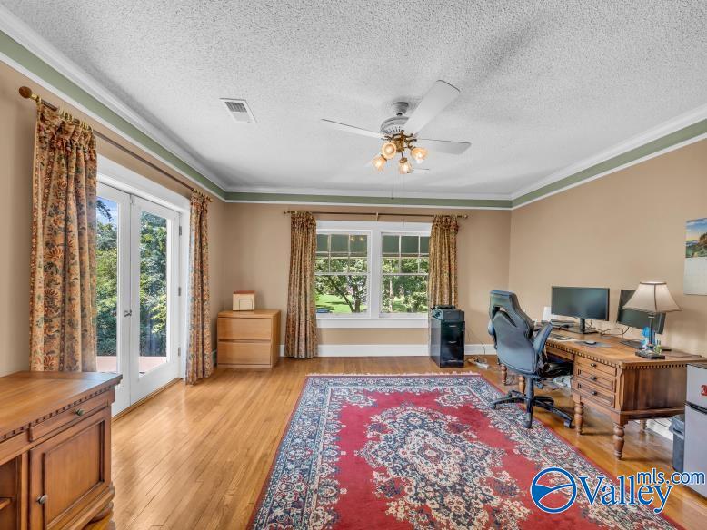 Scottsboro, Alabama 35768, United States, 4 Bedrooms Bedrooms, ,3 BathroomsBathrooms,Residential,Active,220483