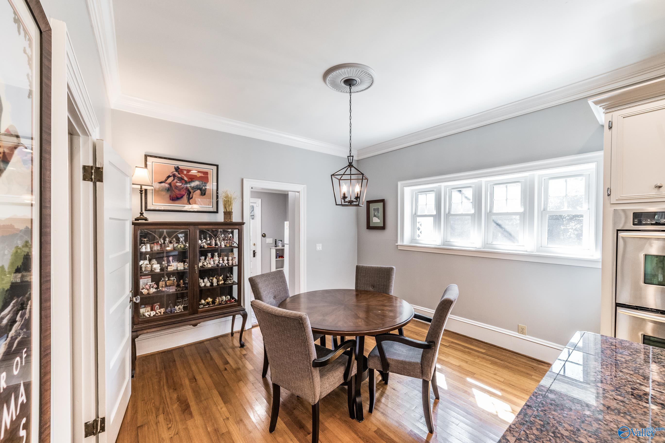 Scottsboro, Alabama 35768, United States, 4 Bedrooms Bedrooms, ,3 BathroomsBathrooms,Residential,Active,220483