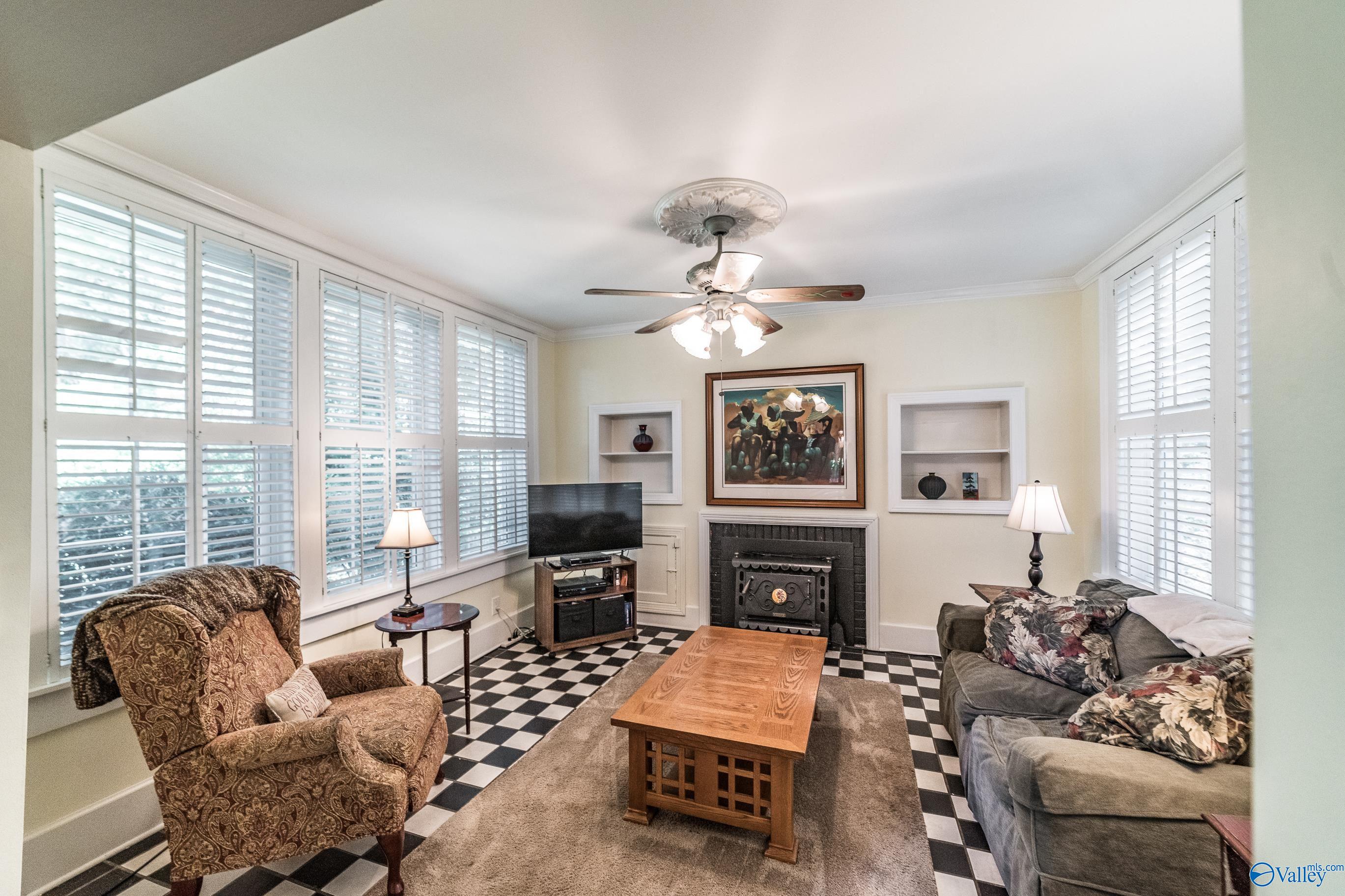 Scottsboro, Alabama 35768, United States, 4 Bedrooms Bedrooms, ,3 BathroomsBathrooms,Residential,Active,220483