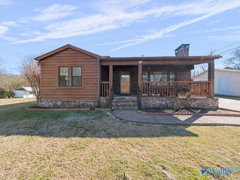 Multifamily For Sale - 1812 E Willow Street<br/> Scottsboro, AL 35768