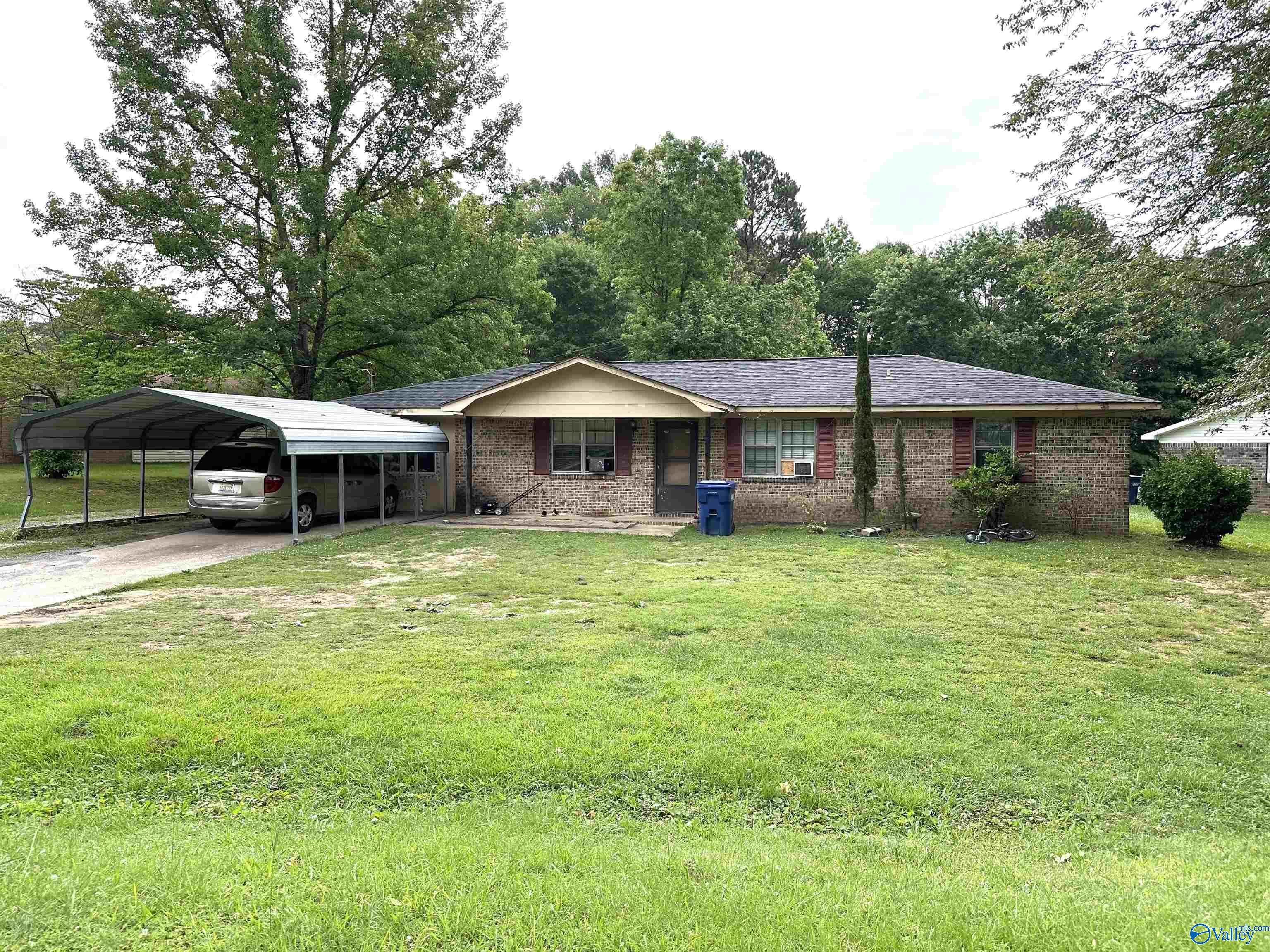 122 Celia Avenue, Albertville, Alabama image 1