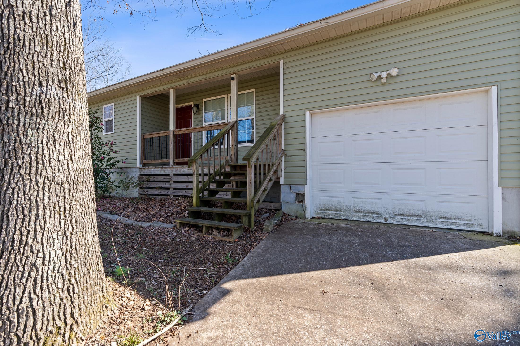 317 Austinville Flint Road, Decatur, Alabama image 2