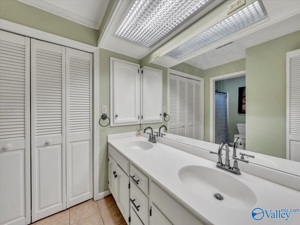 1802 Roseberry Drive, Scottsboro, Alabama image 32