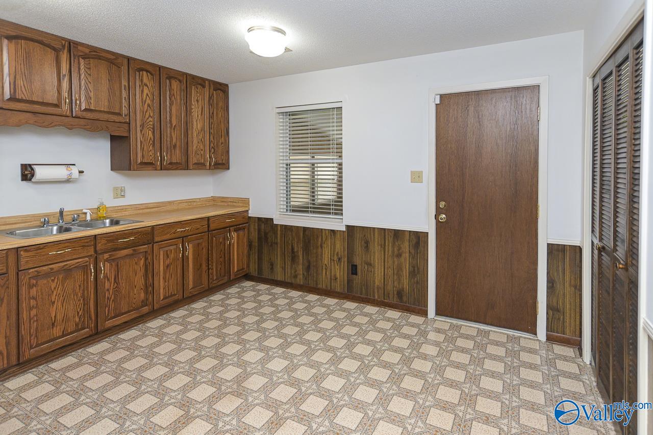 3204 Sandlin Road SW