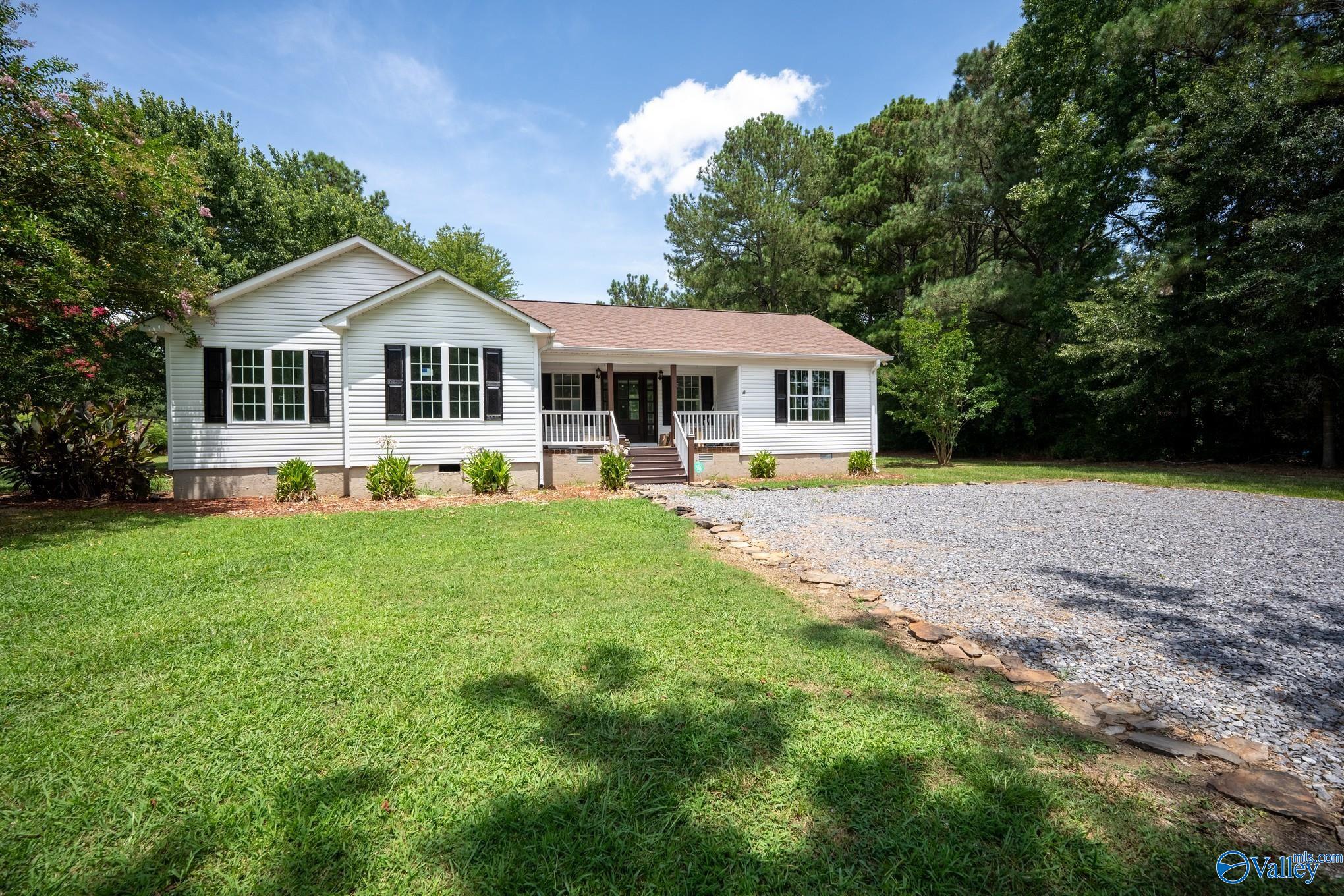 303 Moman Road, Albertville, Alabama image 1