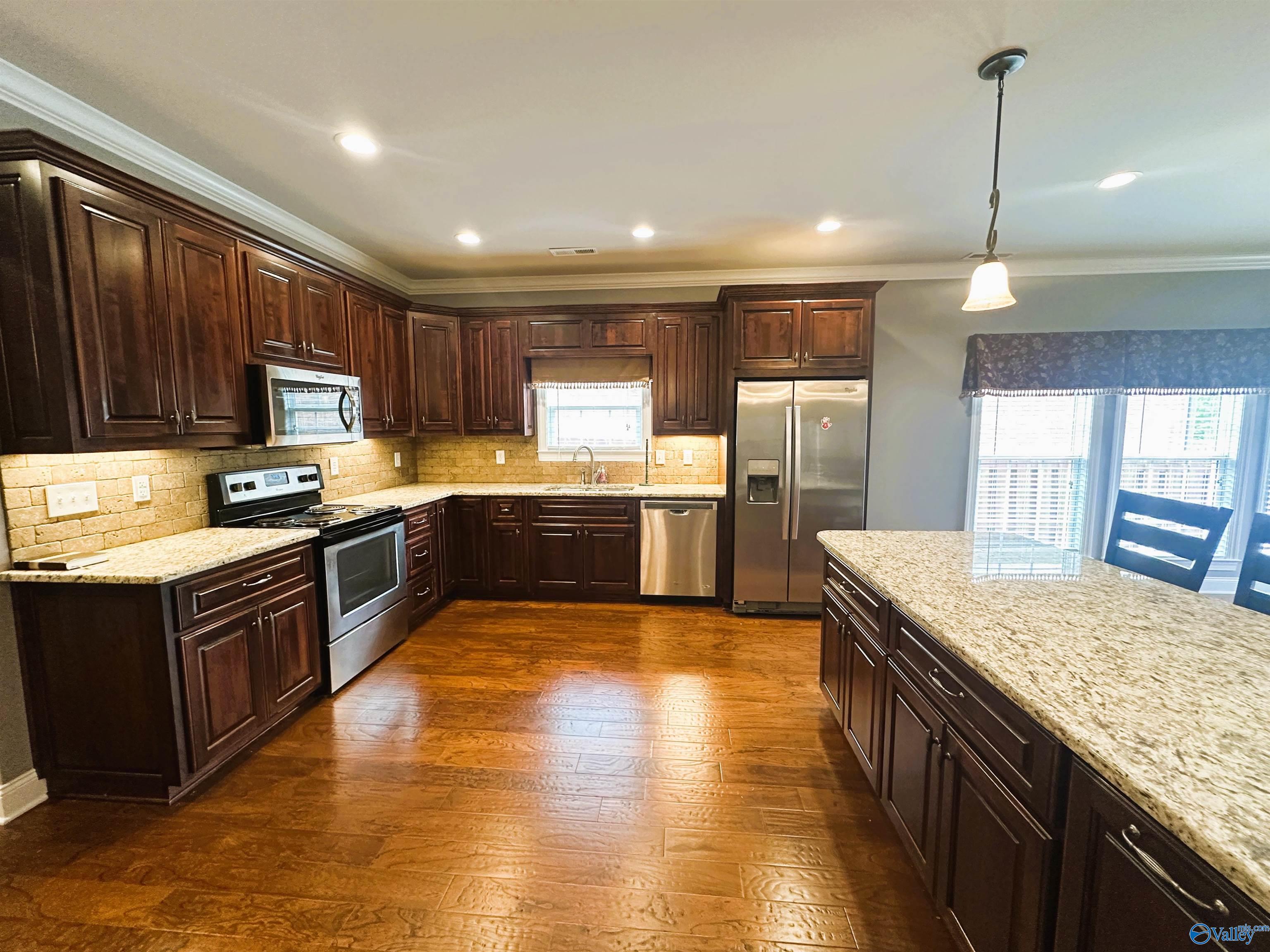 104 Canterbury Circle, Arab, Alabama image 6