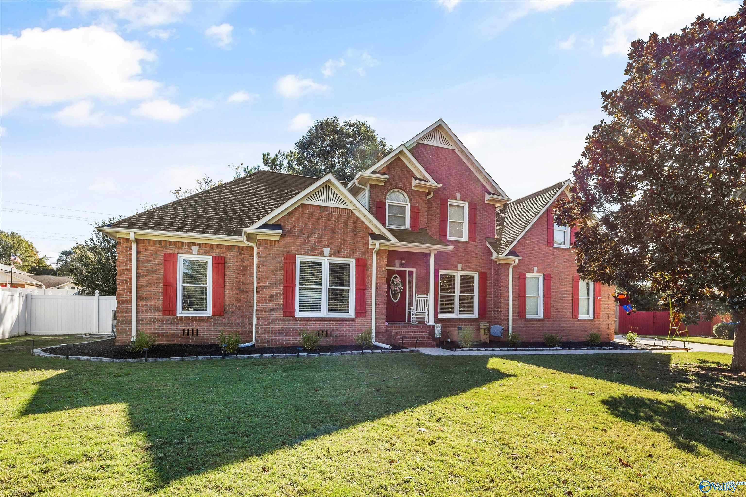 116 Lake Crest Circle