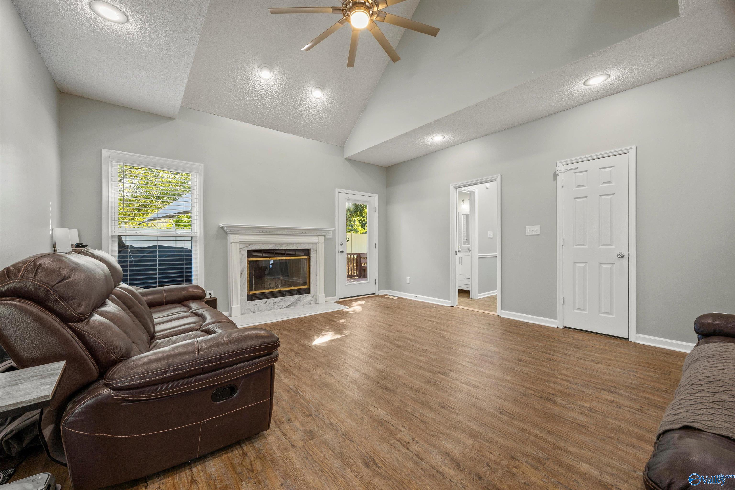 116 Lake Crest Circle
