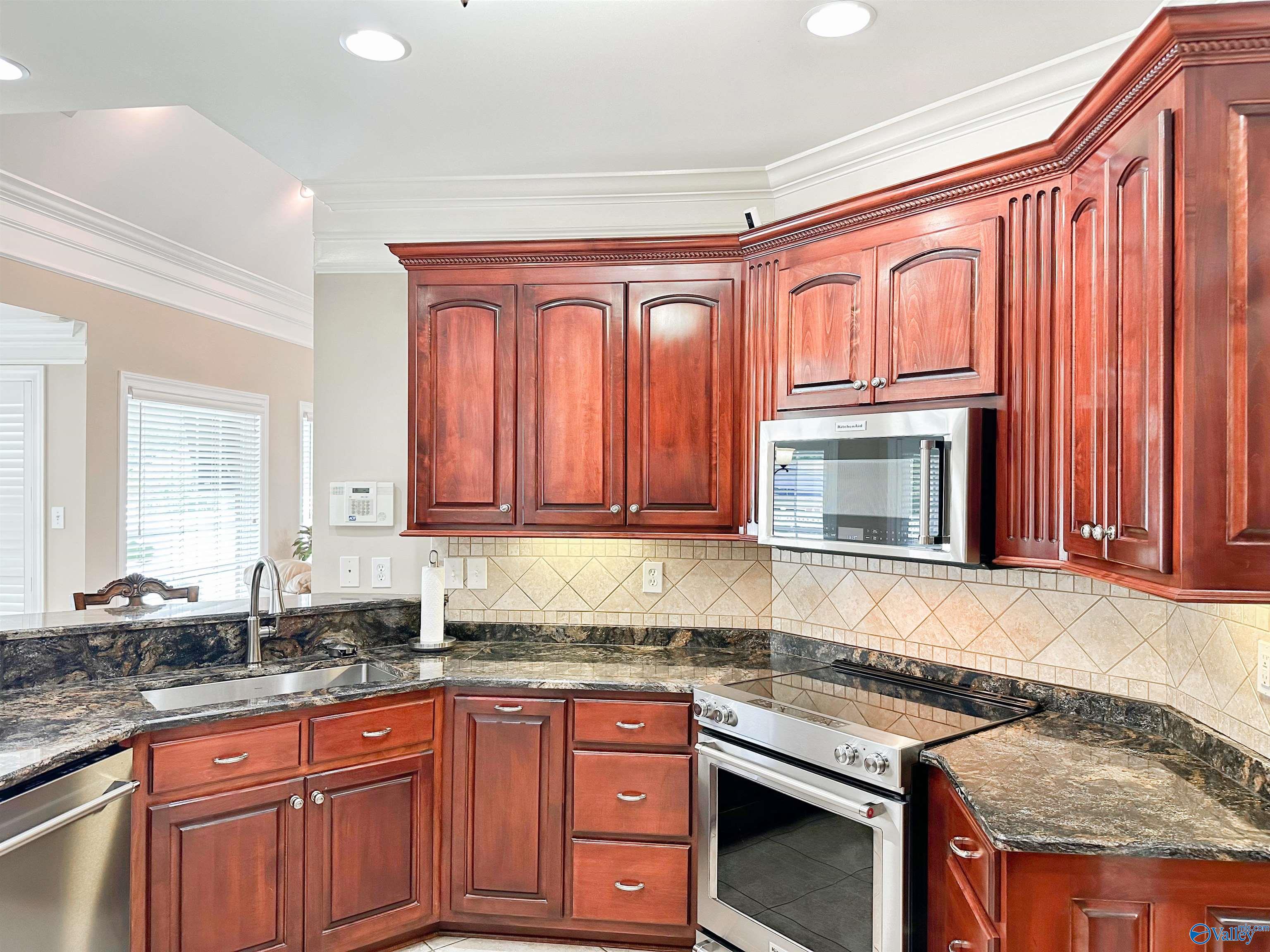 1103 Blackbriar Circle, Hartselle, Alabama image 22