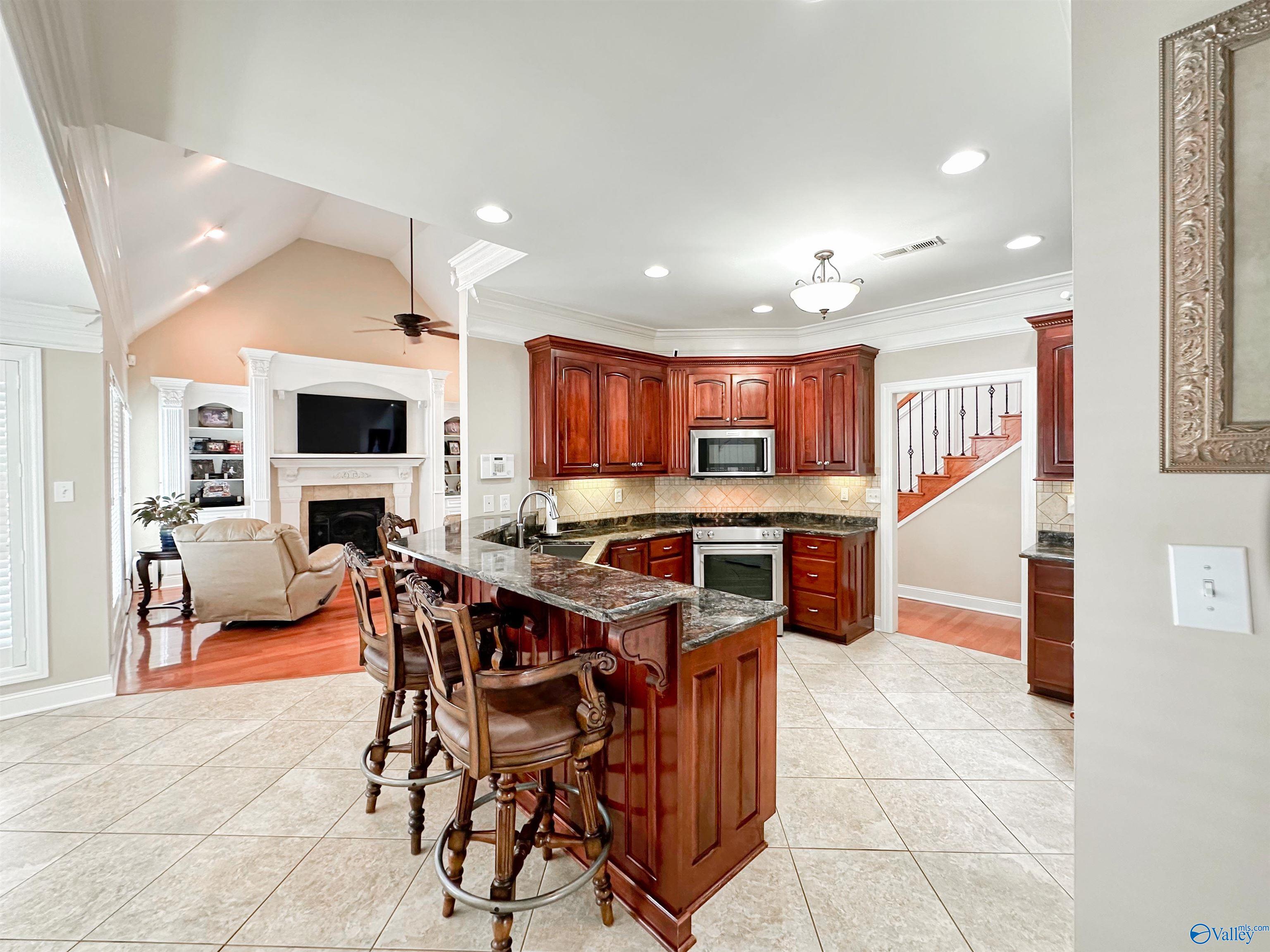 1103 Blackbriar Circle, Hartselle, Alabama image 24