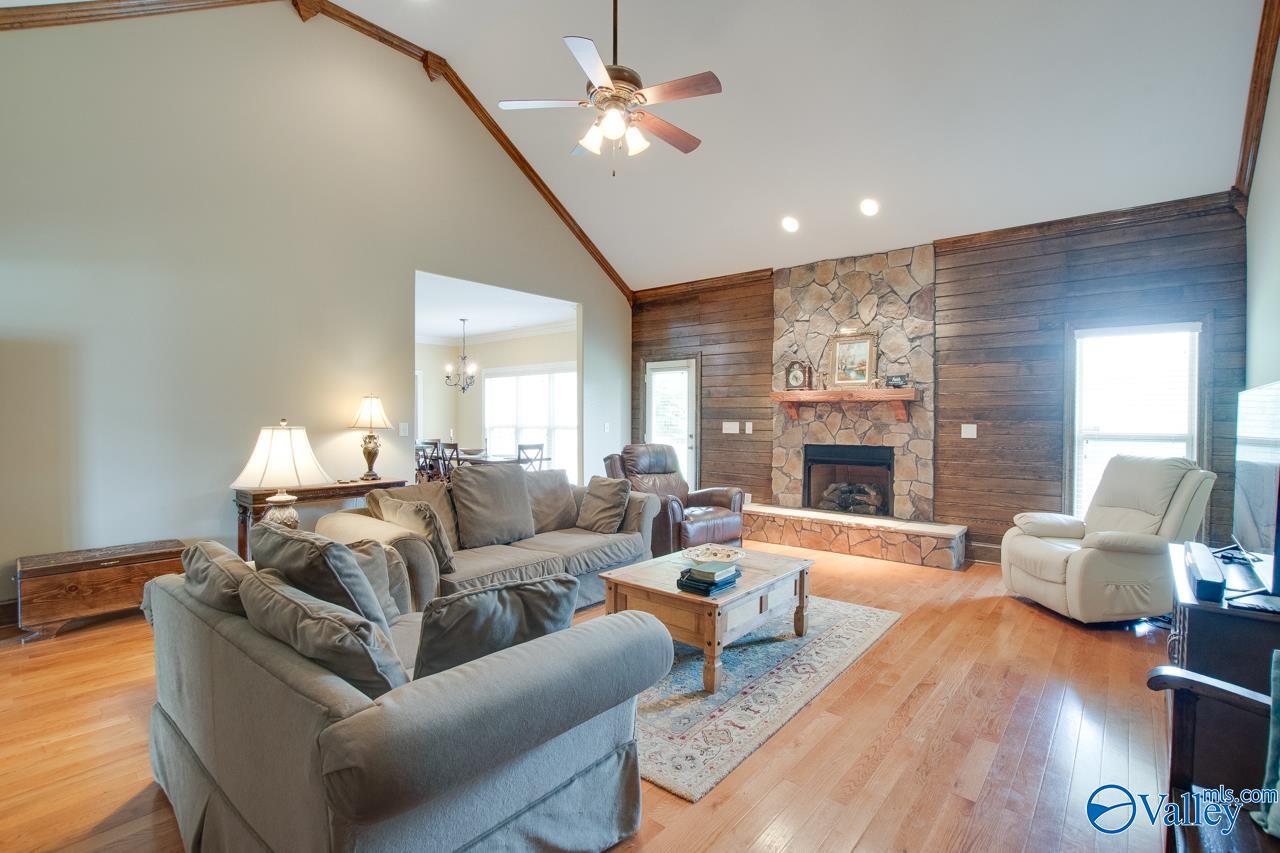 2701 Arbor Oak Drive, Owens Cross Roads, Alabama image 11