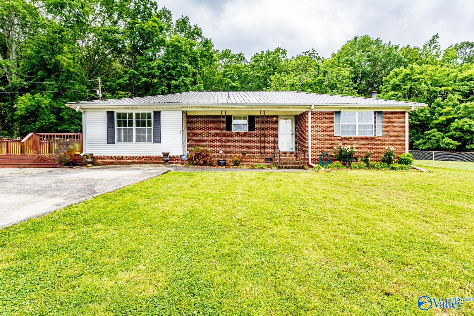 53 Price Mountain Drive, Decatur, Alabama image 1