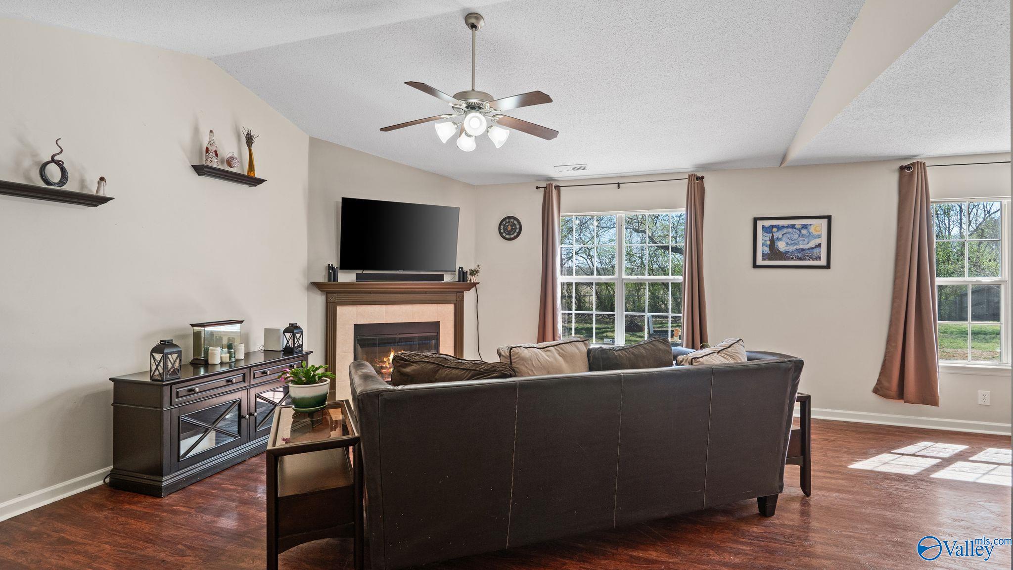 149 Fox Haven Lane, Toney, Alabama image 4
