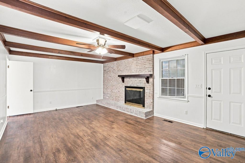1910 Azalea Circle SW