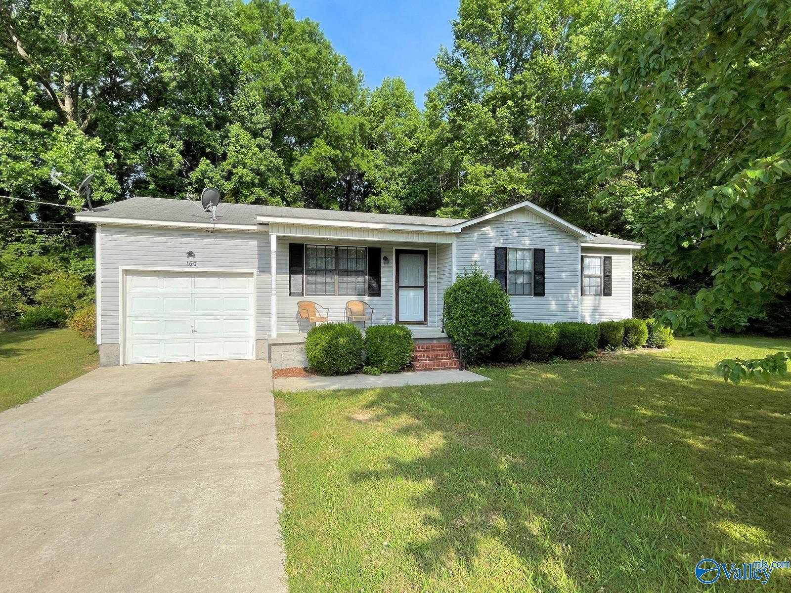 160 Guy Wilson Road, Hazel Green, Alabama image 1