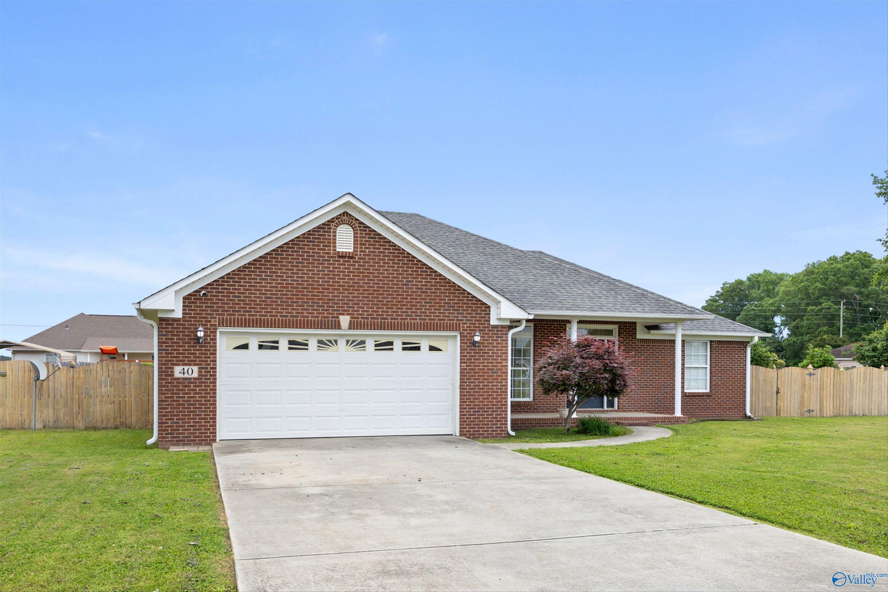 40 Cypress Drive, Decatur, Alabama image 2