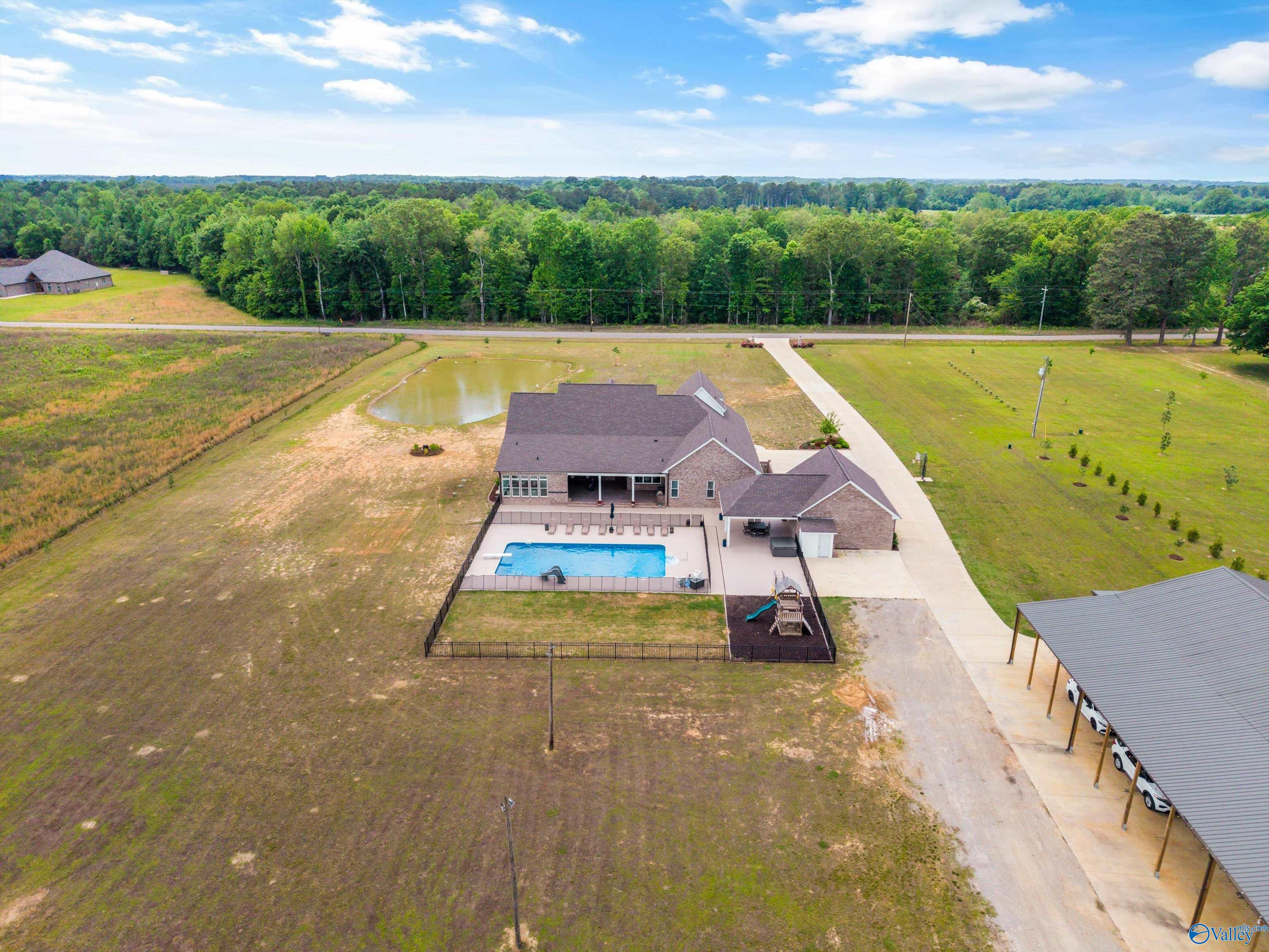 19940 Edgewood Road, Athens, Alabama image 4