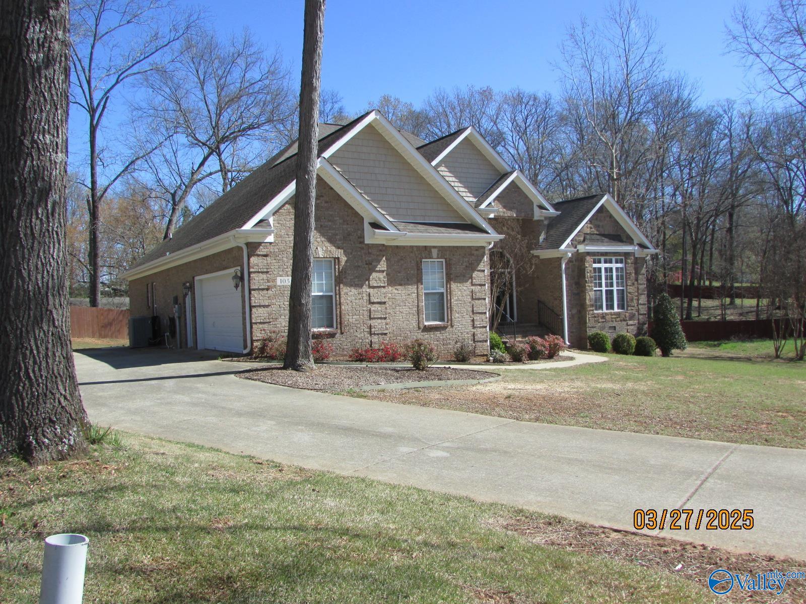 105 Karissa Pointe Cir, Huntsville, Alabama image 3