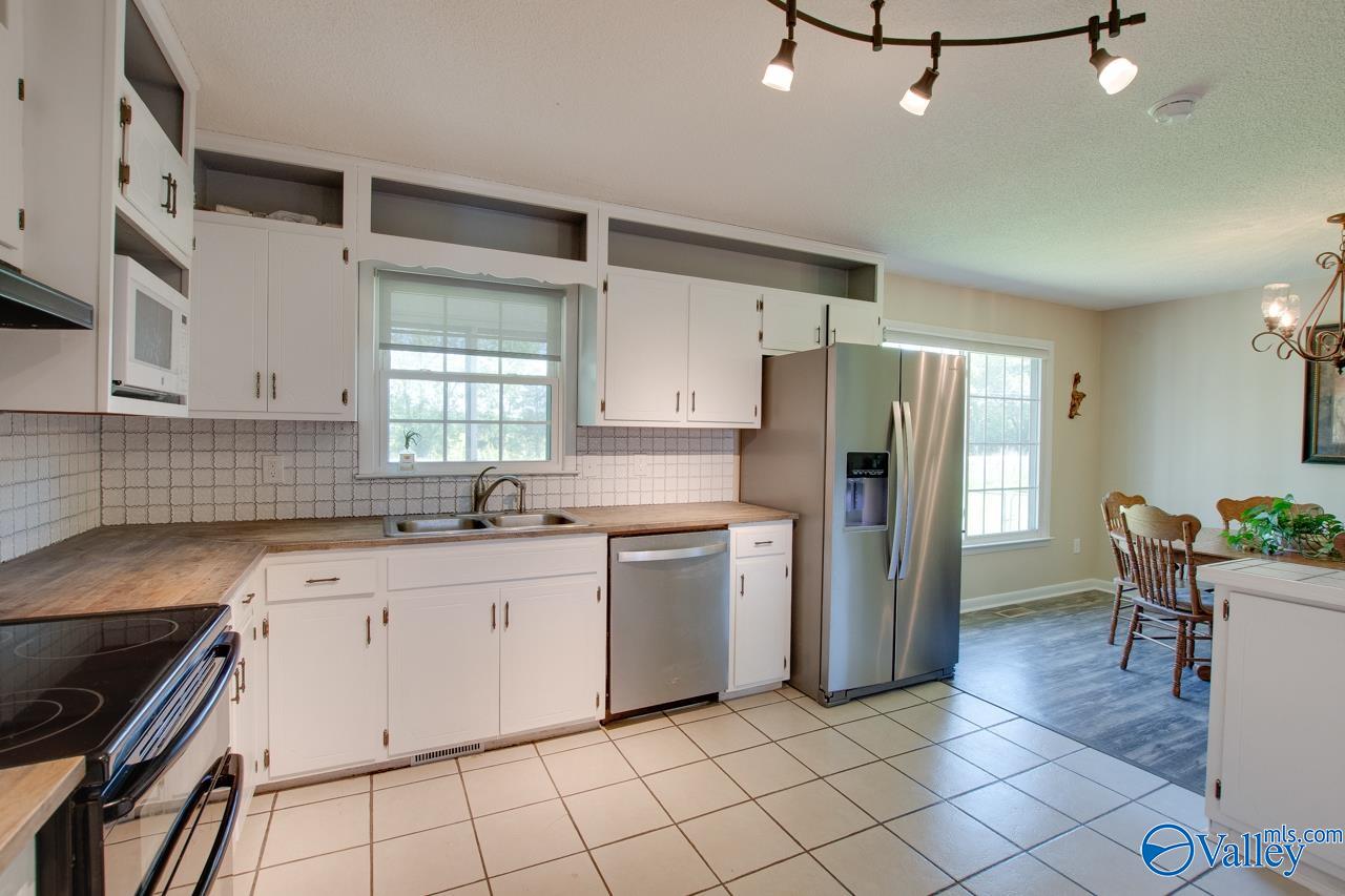1364 Charity Lane, Hazel Green, Alabama image 10