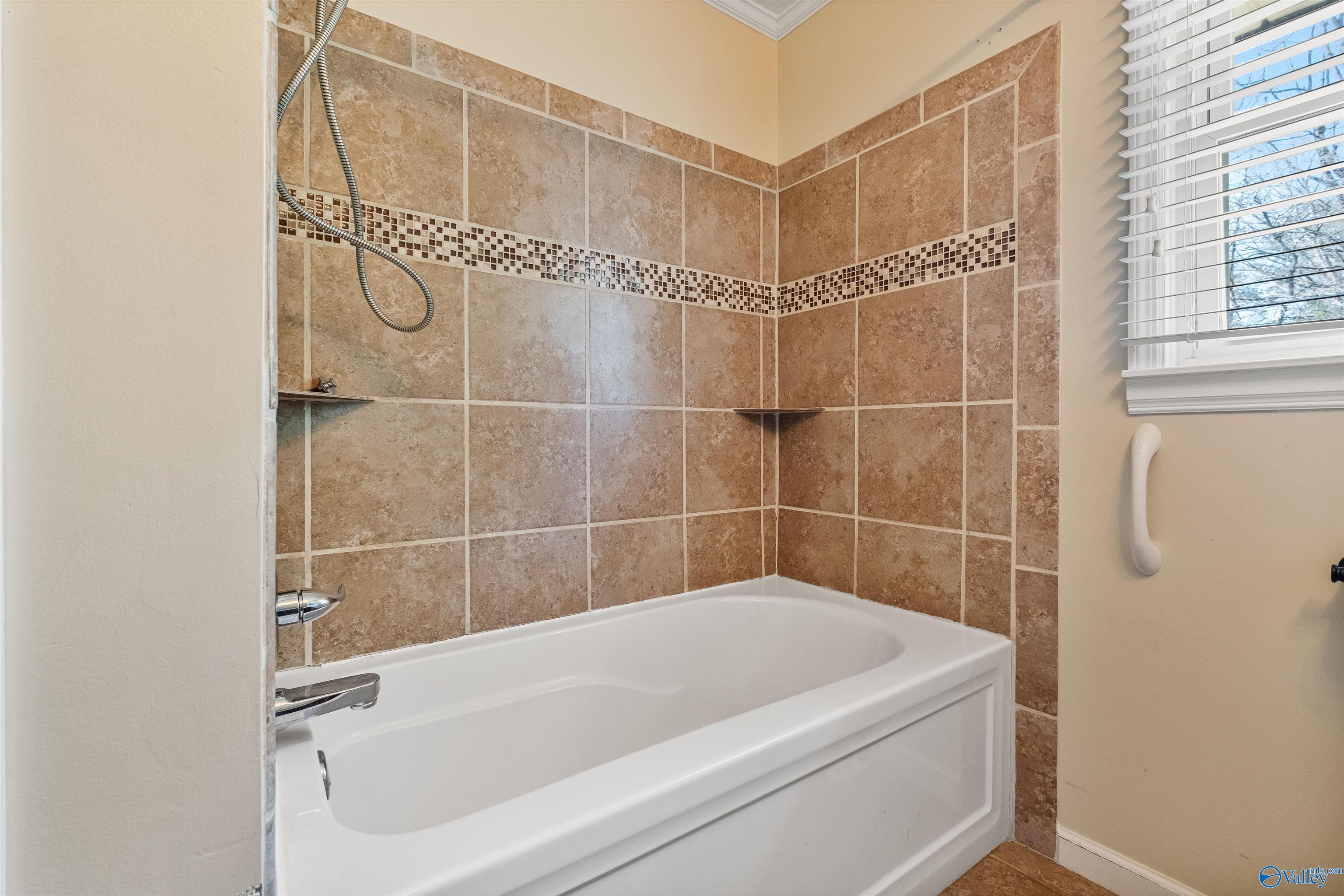 817 Woodmar Drive, Gadsden, Alabama image 11