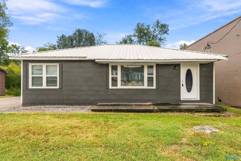 Homes For Sale - 1009 Gault Avenue<br/> Dekalb County, Fort Payne, AL 35967