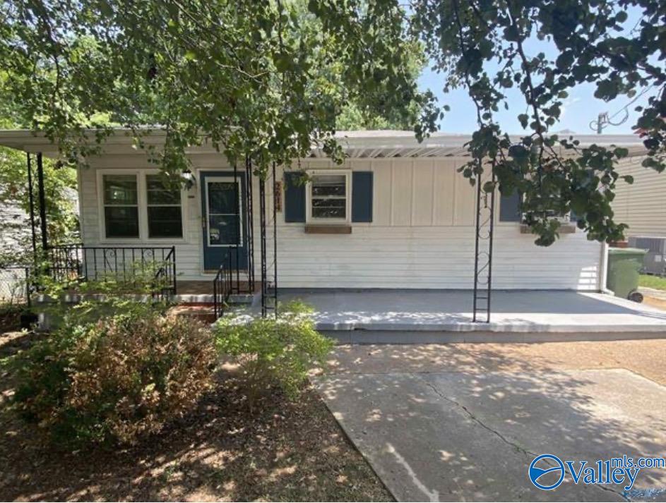 2614 Craft Avenue NW