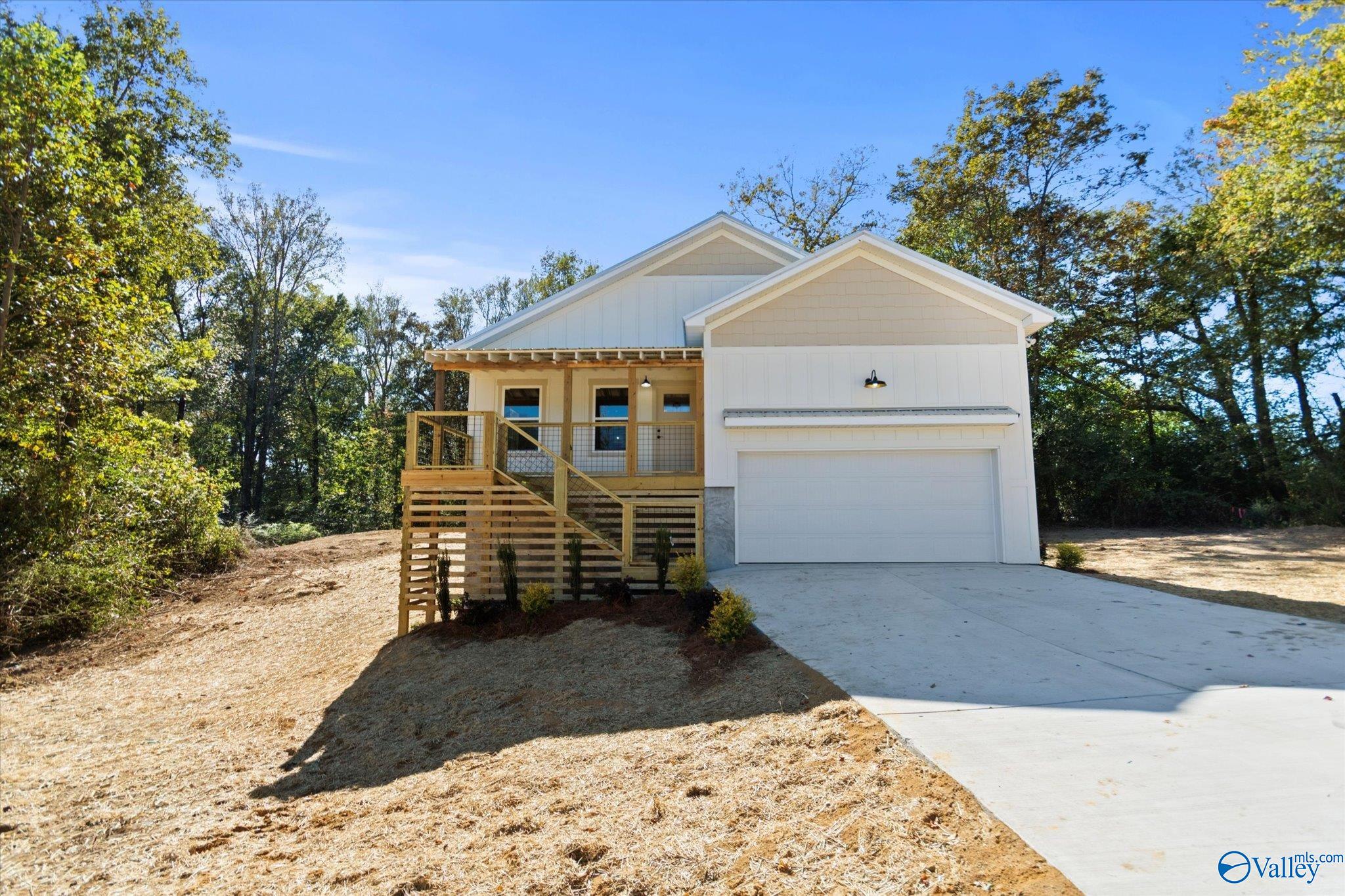 252 Temple Crossing