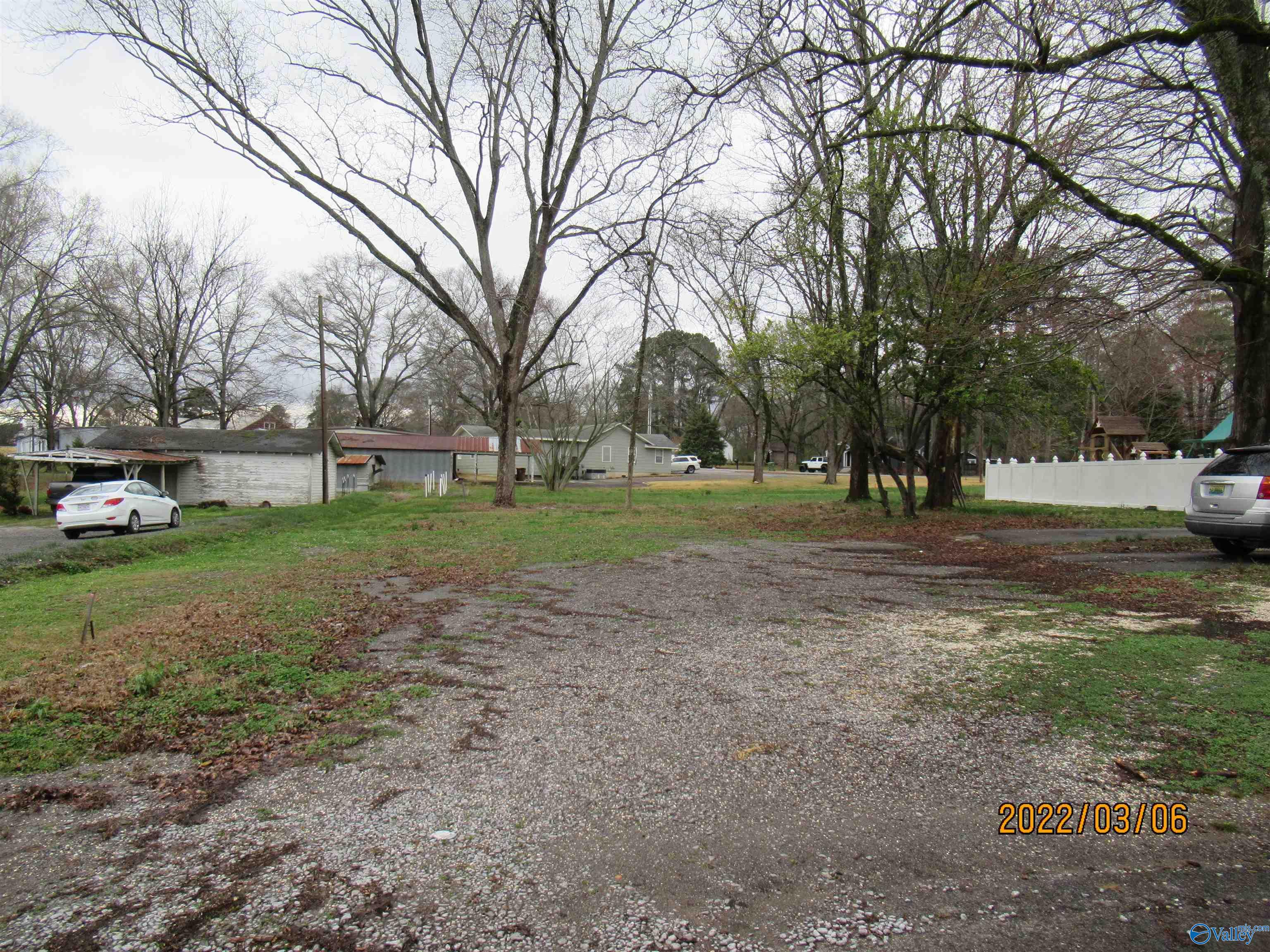 705 Rhodes Street, Hartselle, Alabama image 11