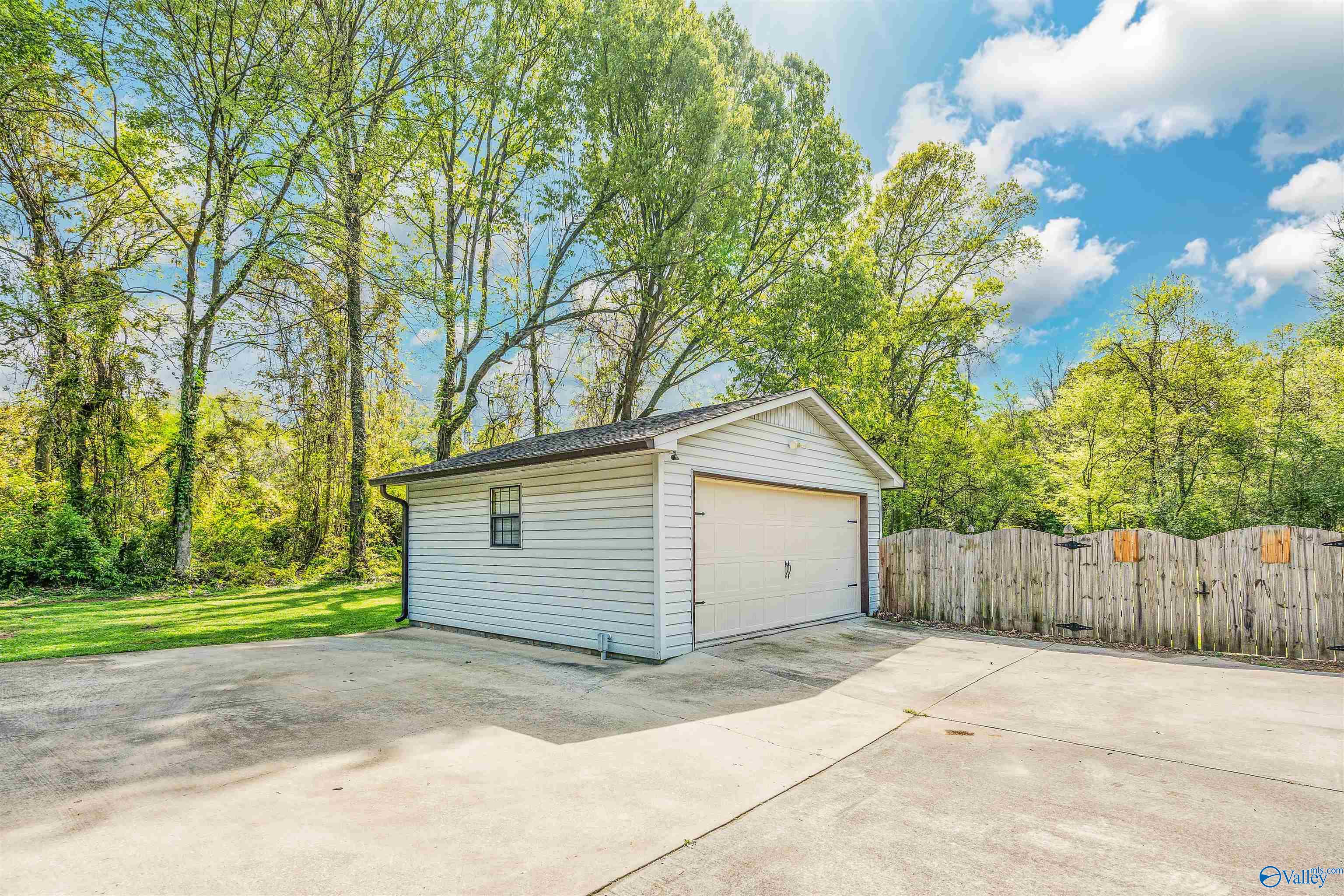 15141 Wright Road, Athens, Alabama image 23