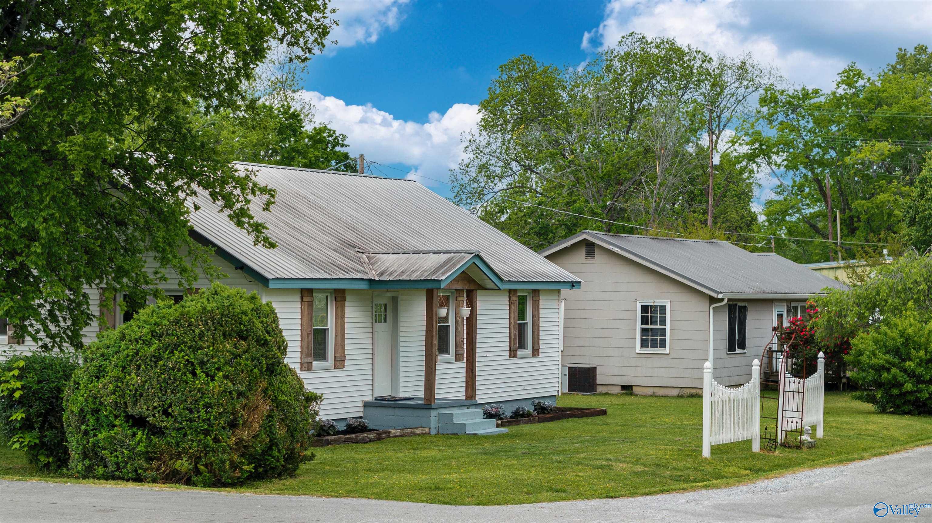 302 Nebraska Avenue, Stevenson, Alabama image 2