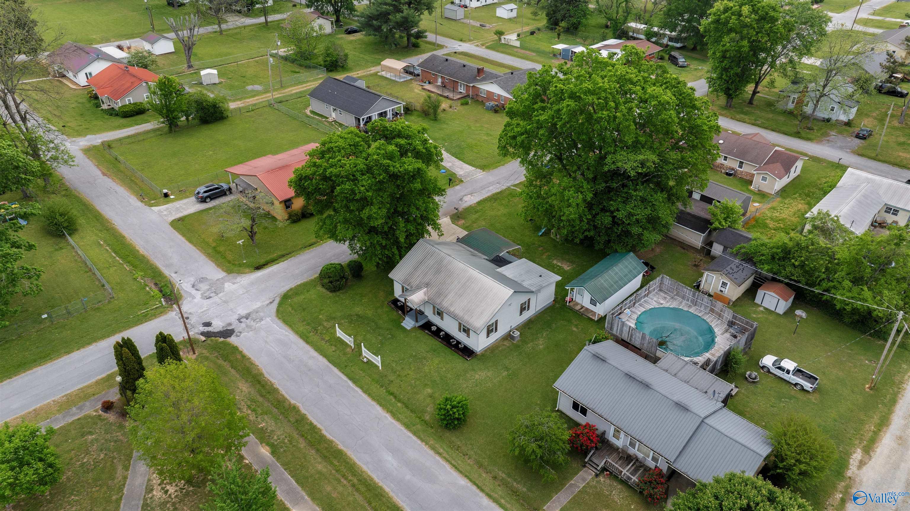302 Nebraska Avenue, Stevenson, Alabama image 3