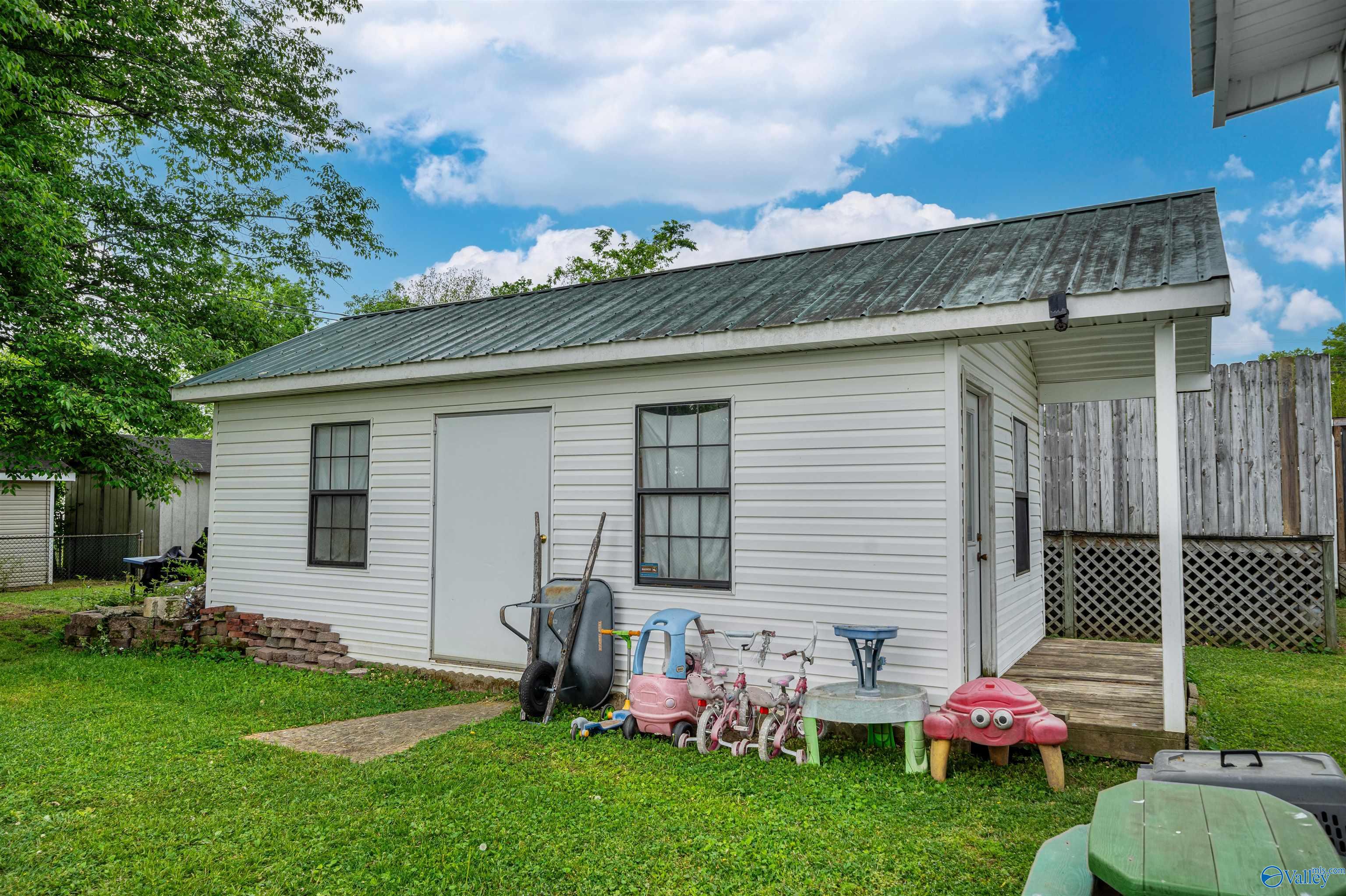302 Nebraska Avenue, Stevenson, Alabama image 5